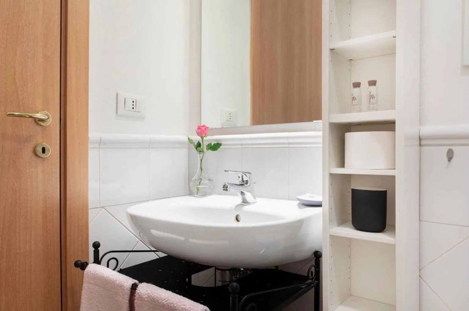 Bathroom in Portobello Apartments