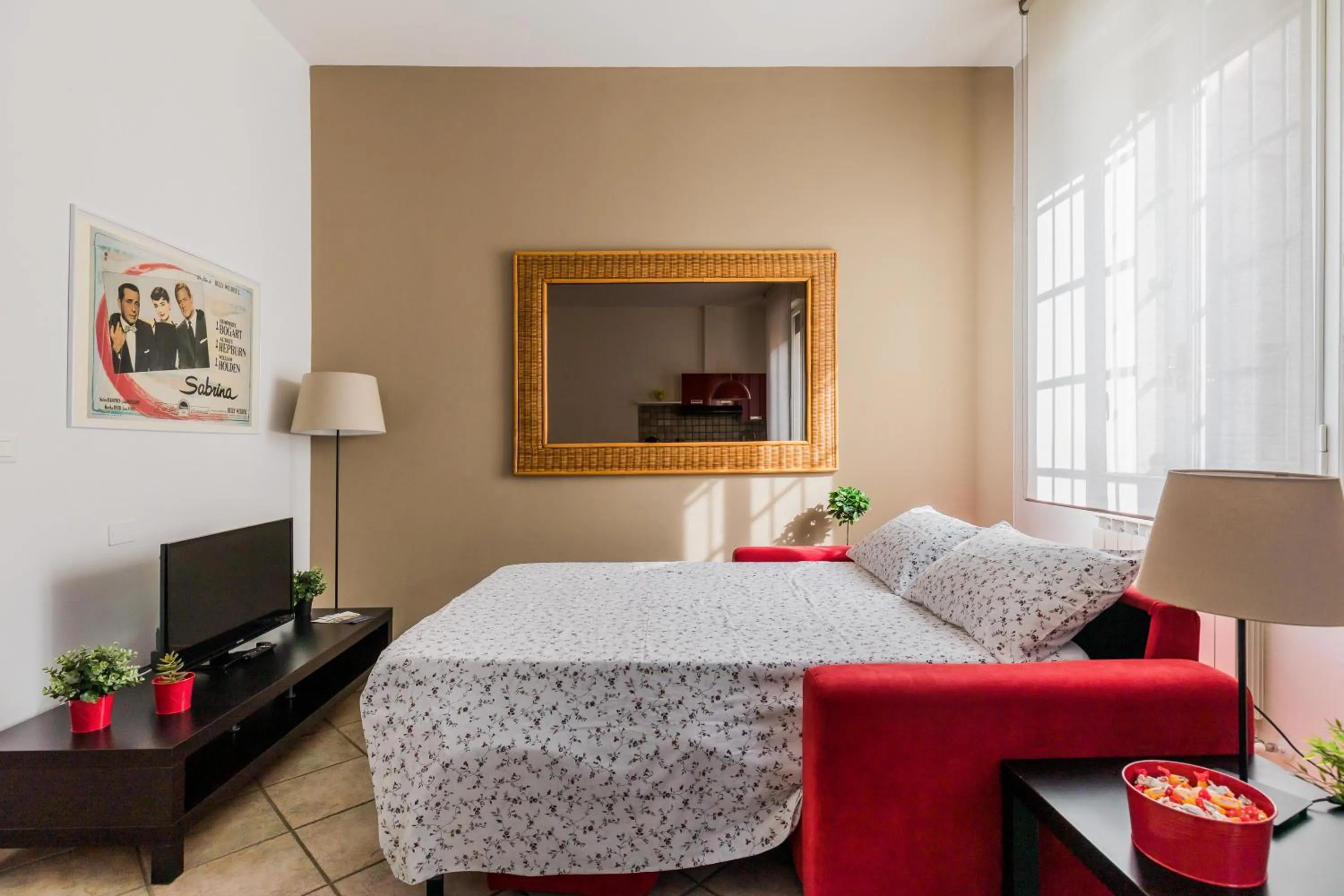 Living room, Bed in Portobello Apartments