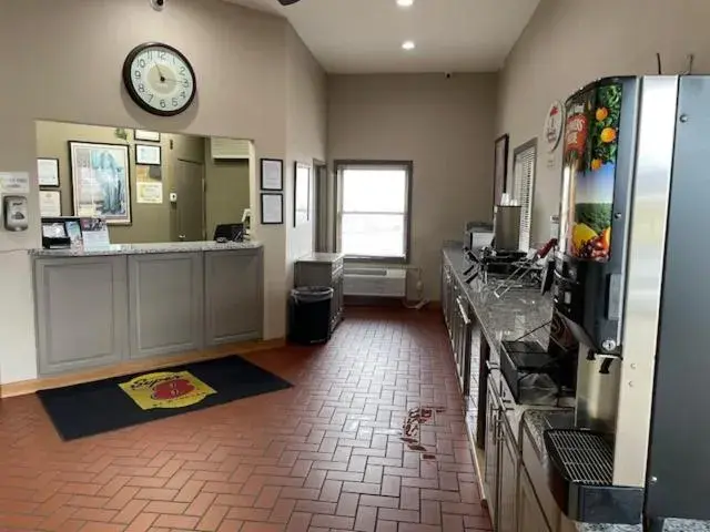 Lobby or reception in Super 8 by Wyndham Alton Lobby or reception in Super 8 by Wyndham Alton