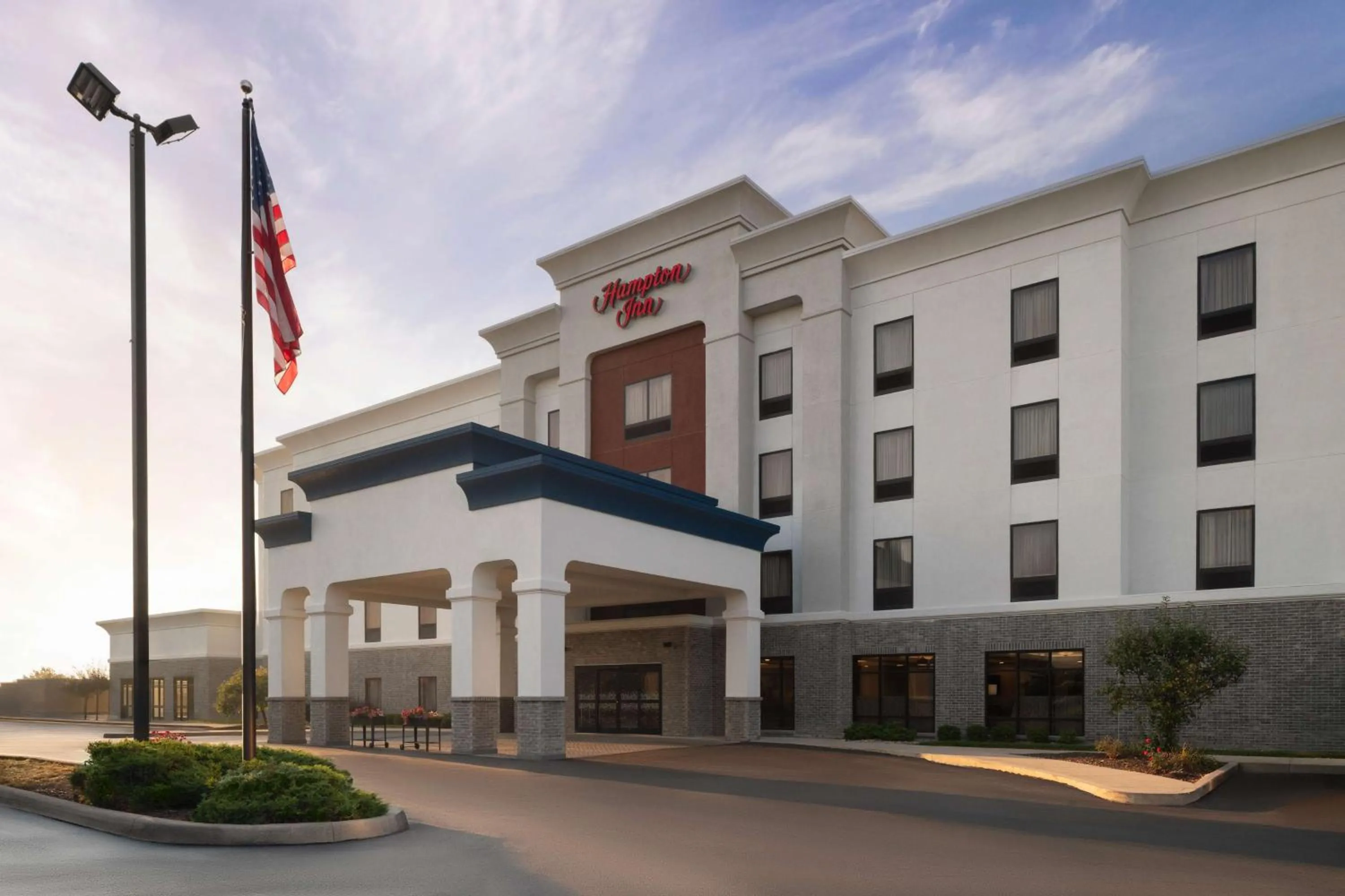 Property building in Hampton Inn Ft Wayne