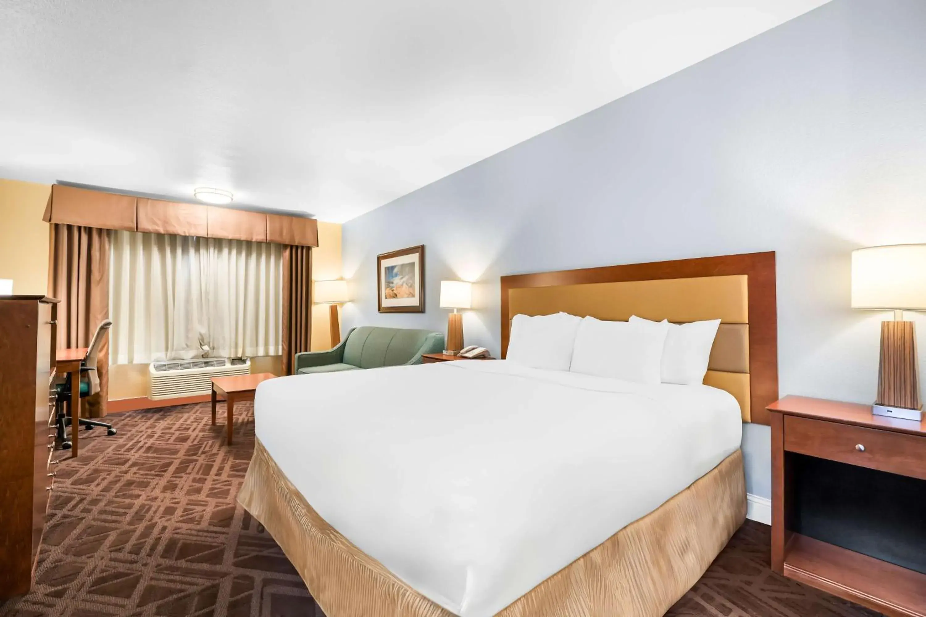 Bedroom, Bed in Sure Stay Plus by Best Western Twentynine Palms Joshua Tree Bedroom, Bed in Sure Stay Plus by Best Western Twentynine Palms Joshua Tree