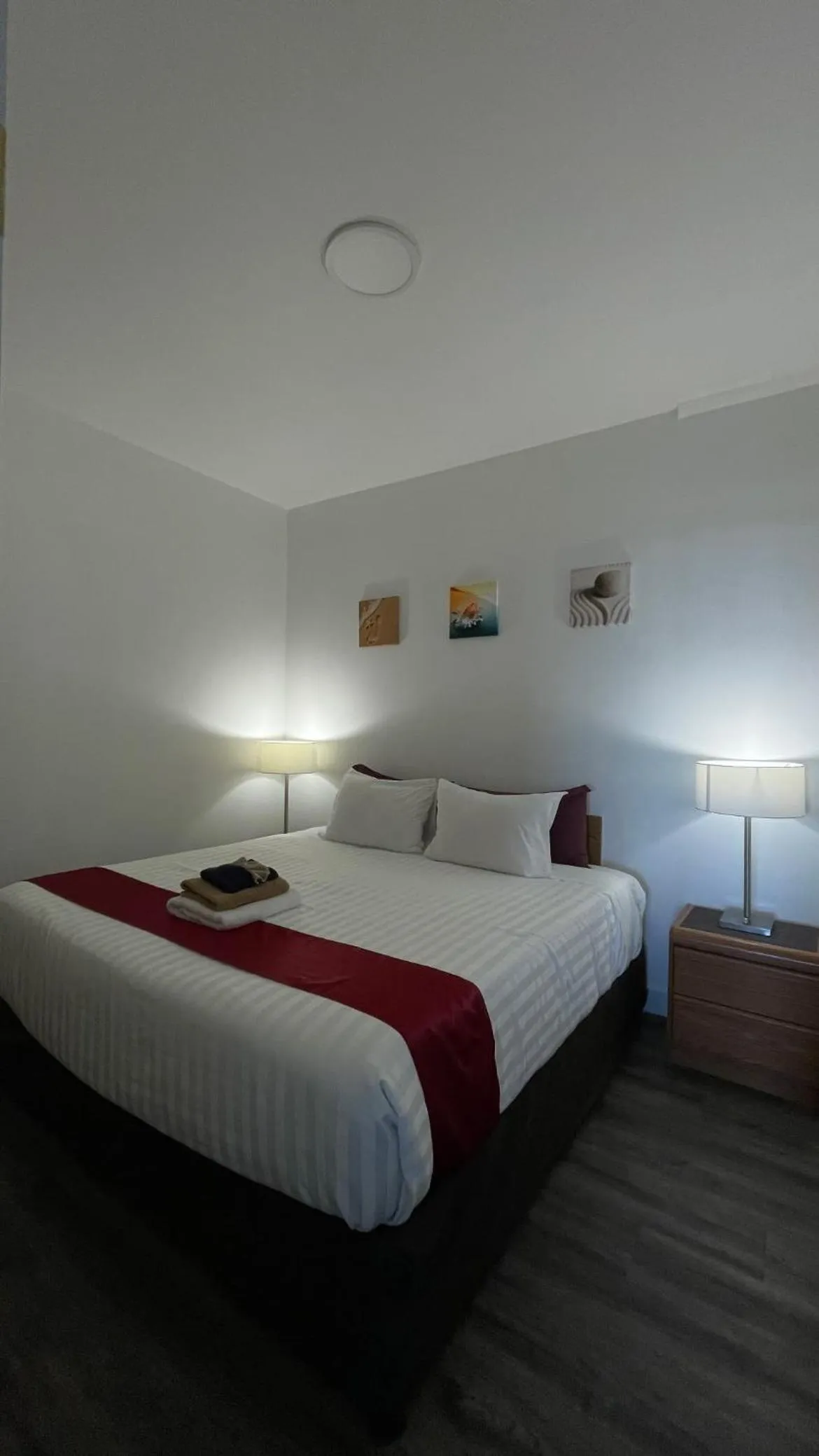 Presidential Suite in Sand Pebbles Inn