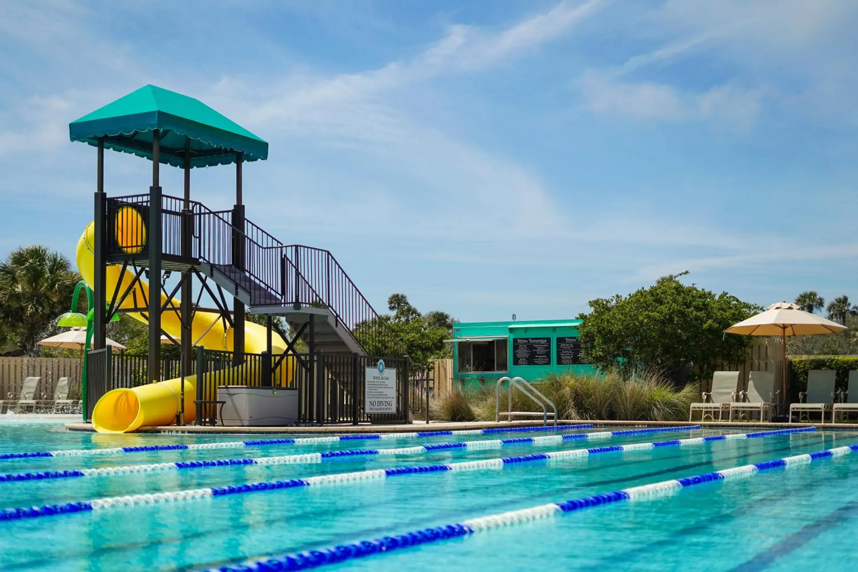 Swimming pool in The Lodge & Club at Ponte Vedra Beach Swimming pool in The Lodge & Club at Ponte Vedra Beach