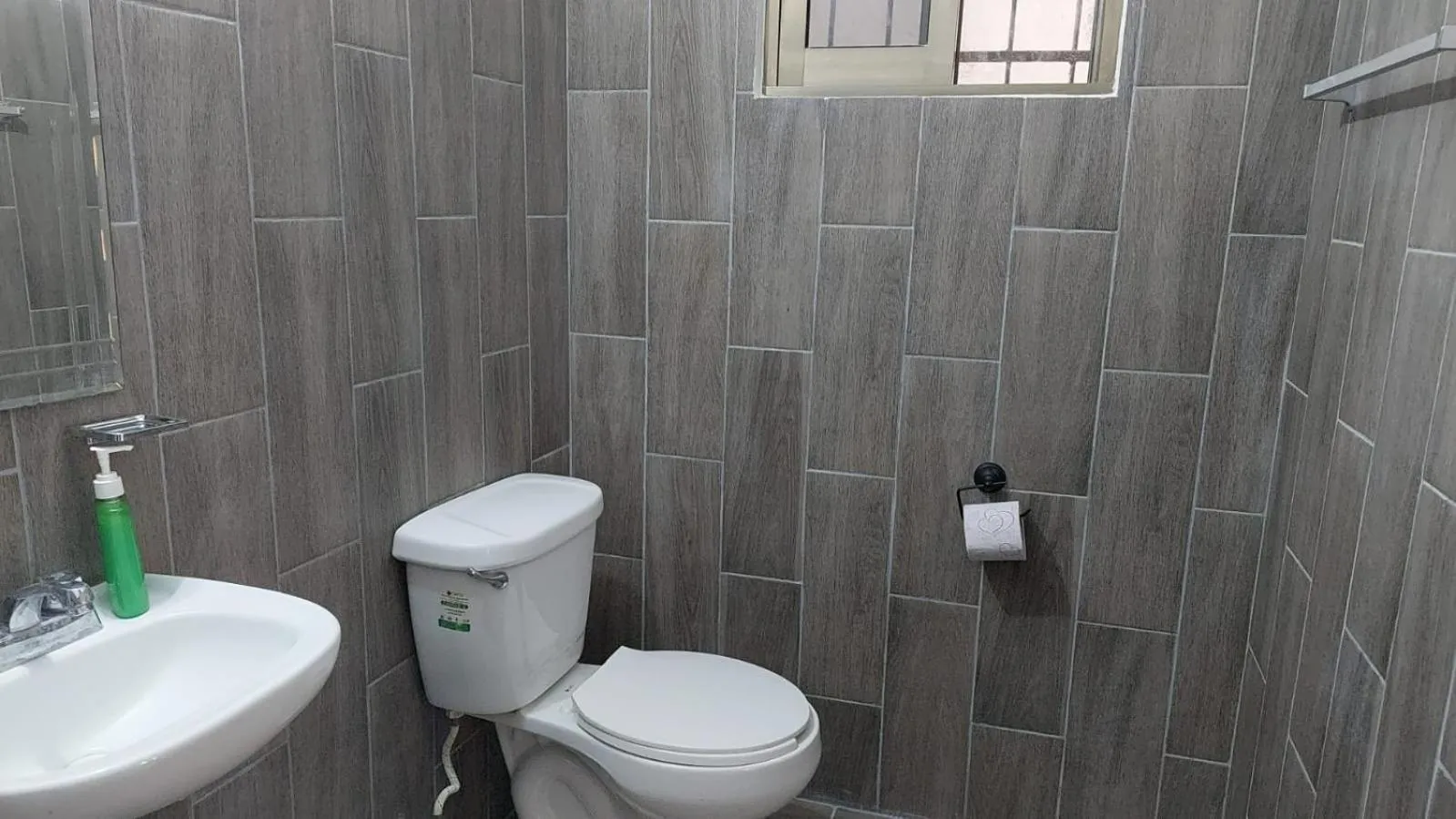 Bathroom in Thelmar Rooms Cancun