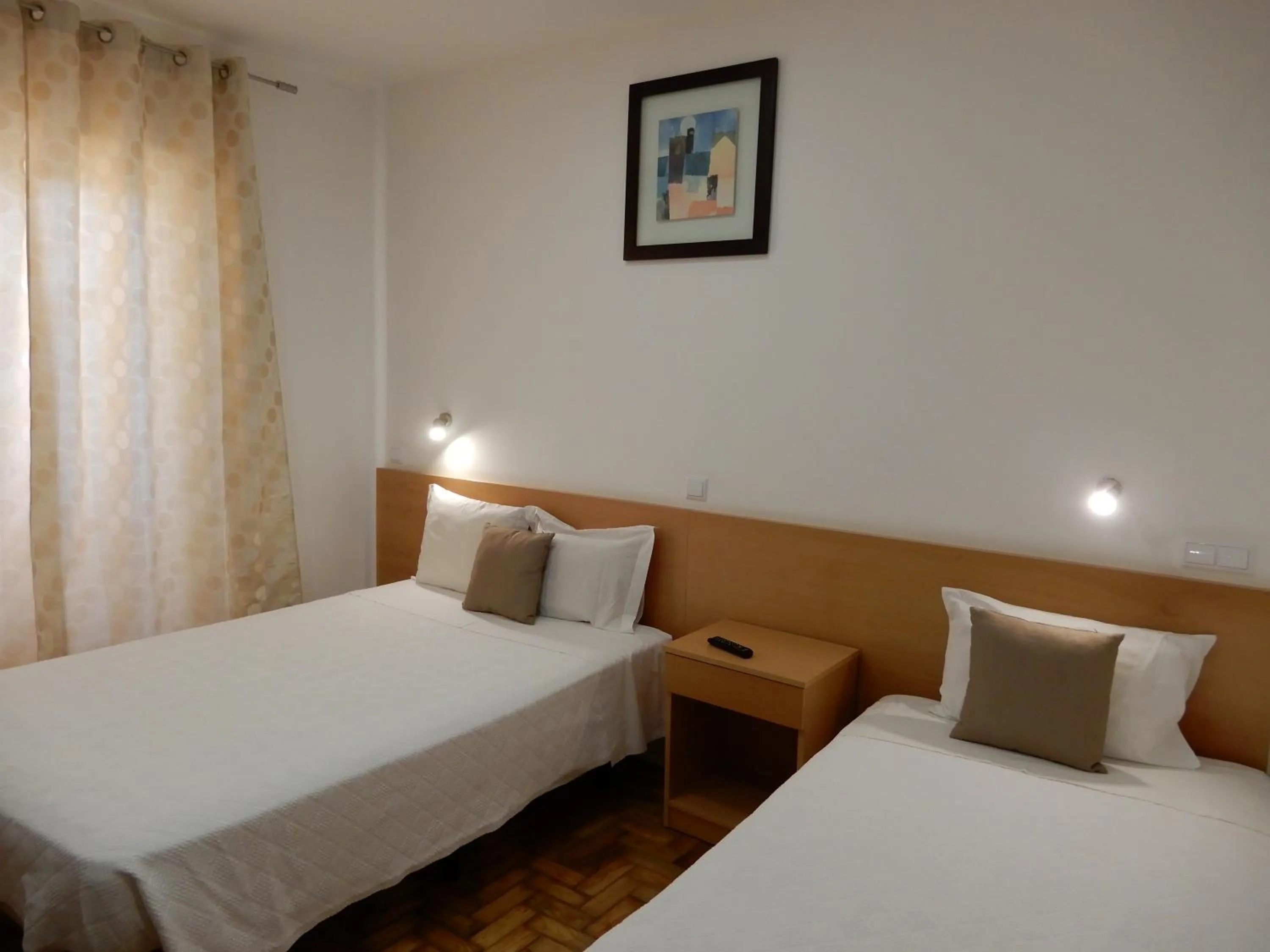 Triple Room in Guesthouse Coimbra City