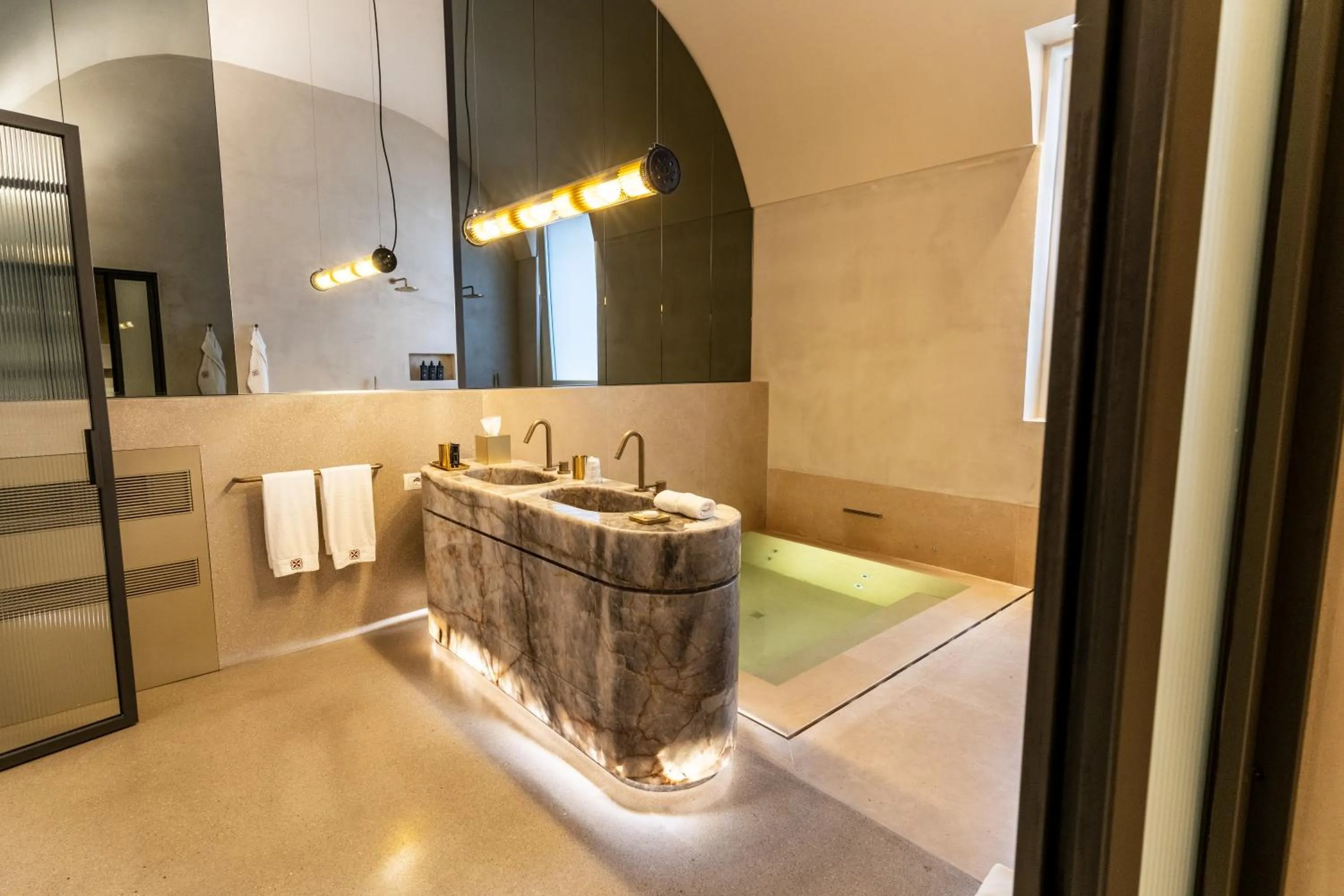 Bath in Palazzo De Noha - Boutique Hotel