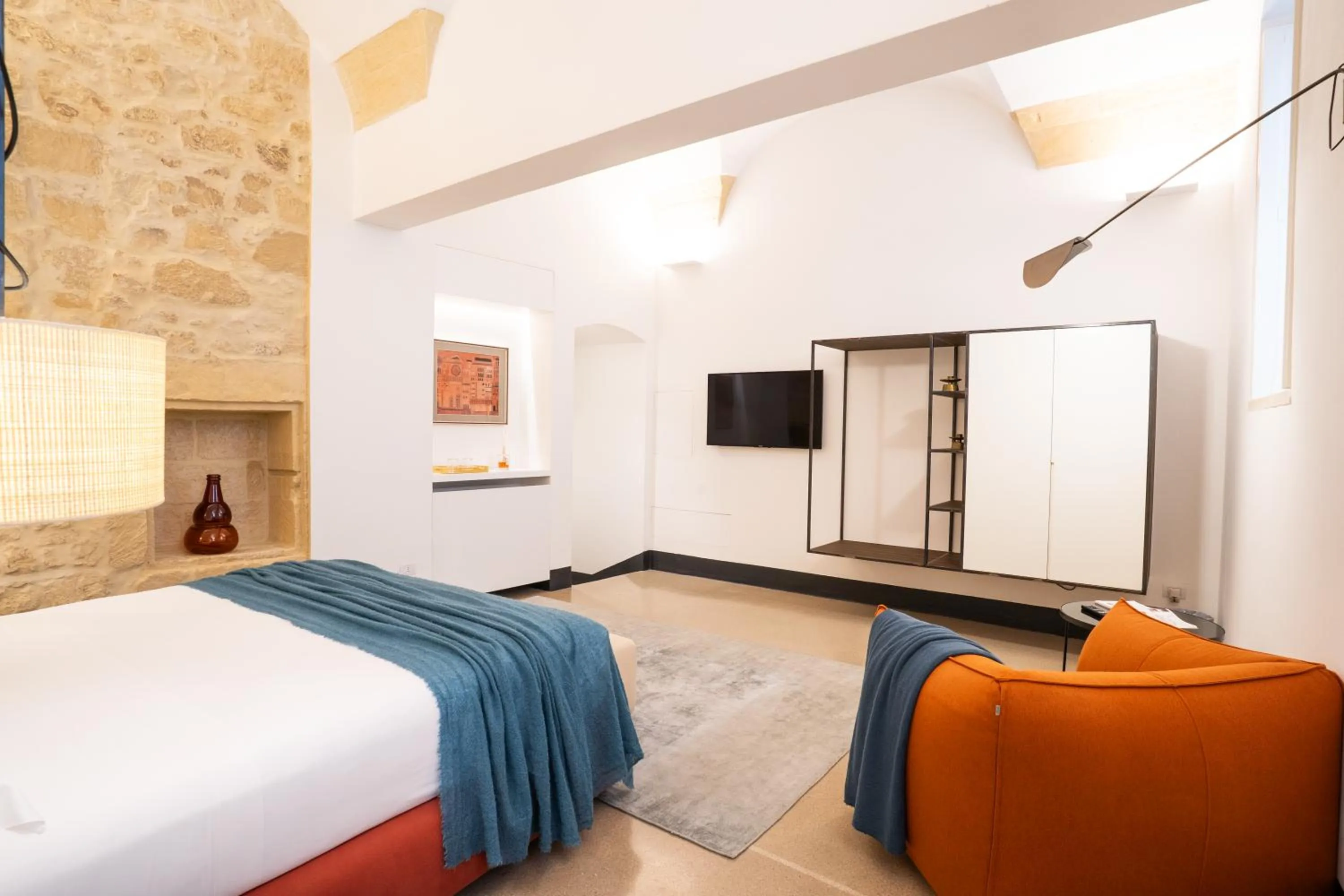 TV and multimedia, Bed in Palazzo De Noha - Boutique Hotel