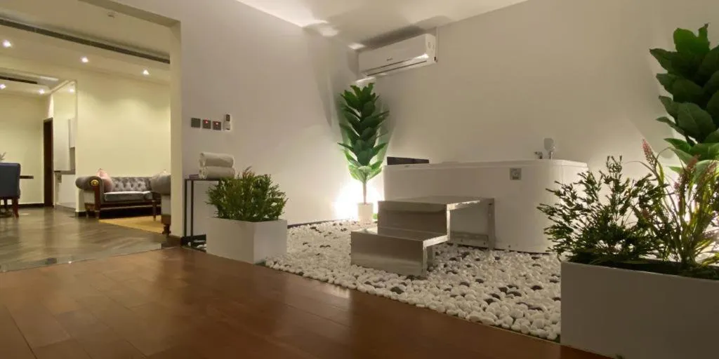 Makeen Homes by Warwick Hotel