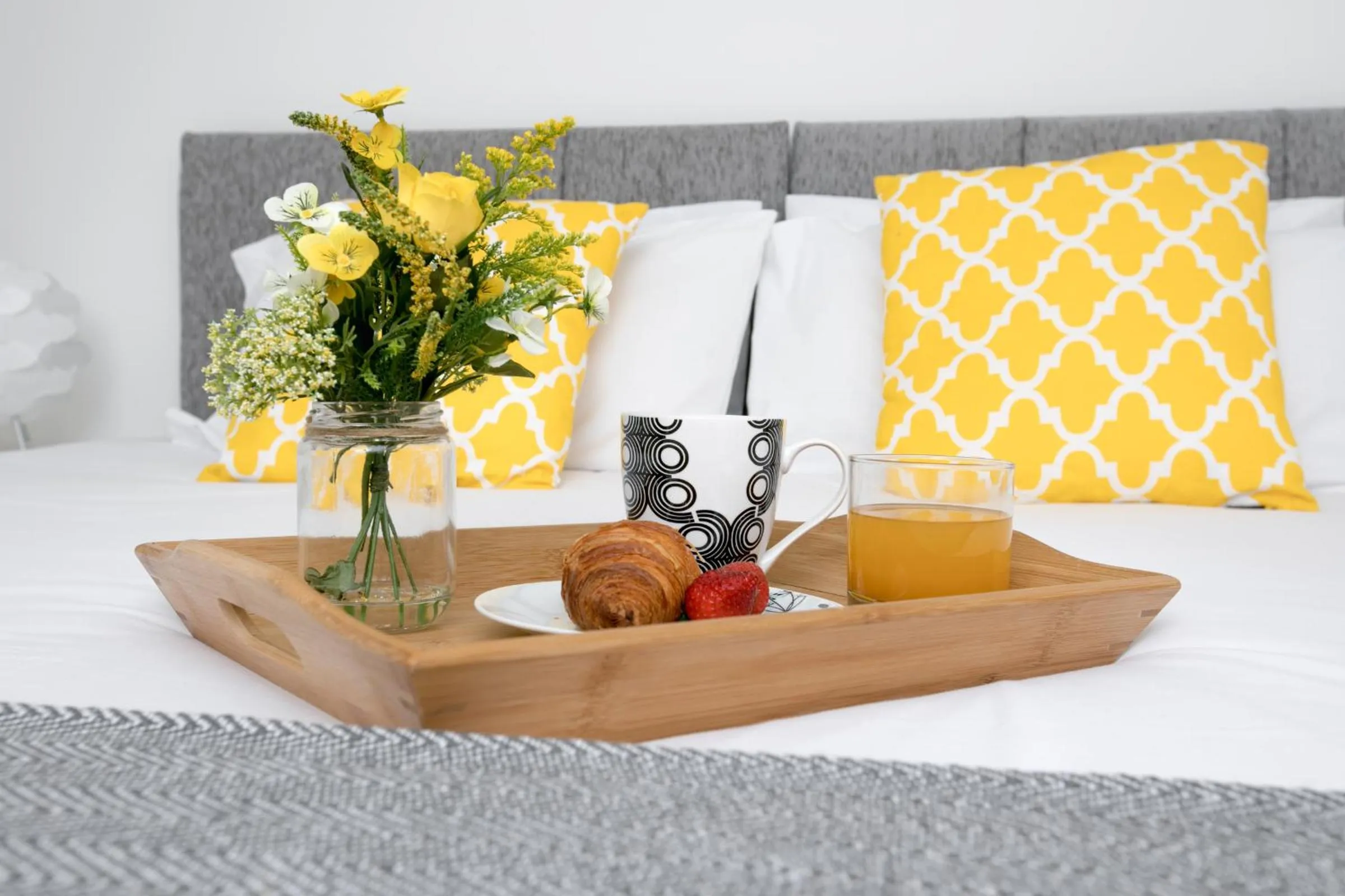 Bedroom in KVM - City Apartments - Contractors - Town Centre by KVM Stays