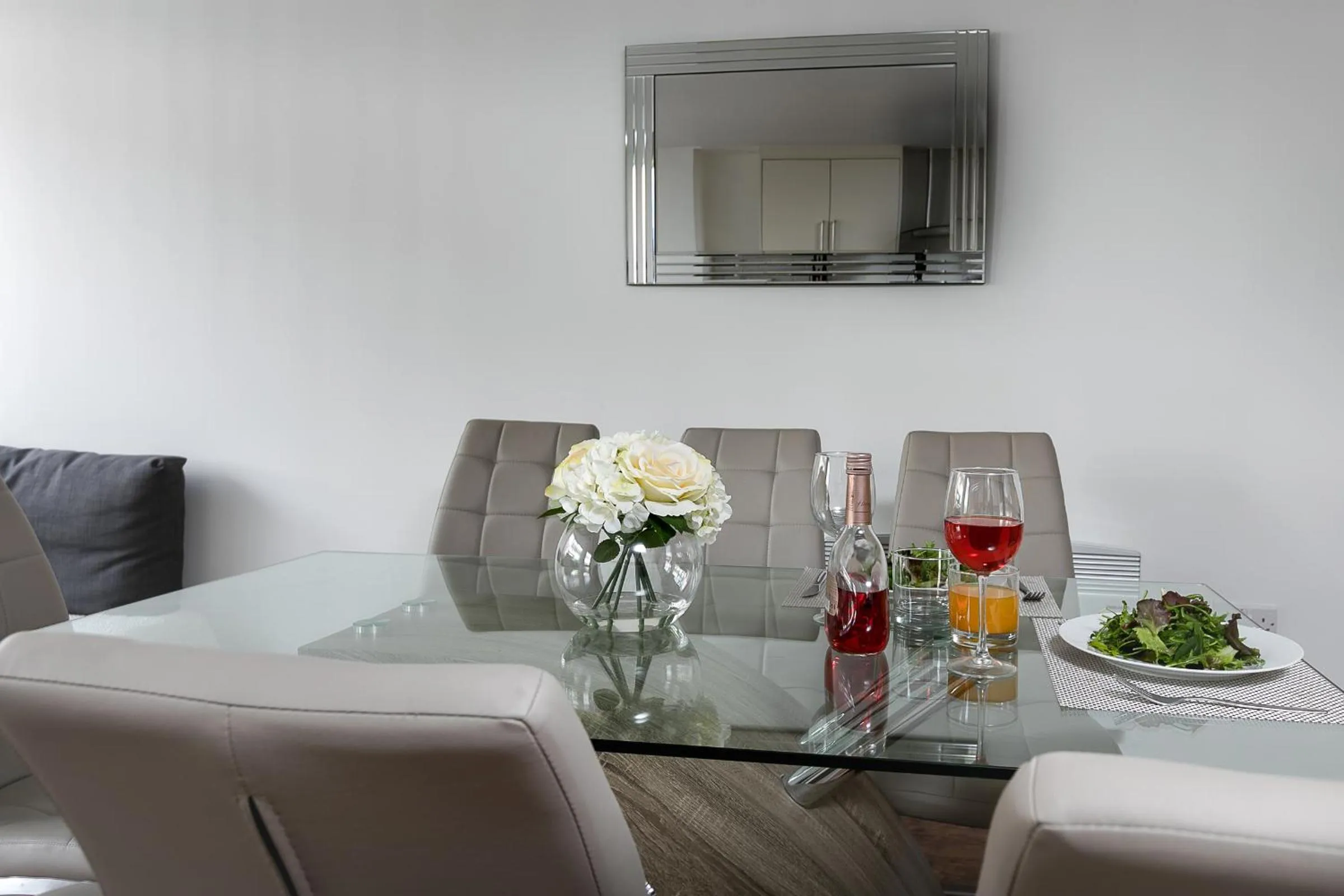 Dining area in KVM - City Apartments - Contractors - Town Centre by KVM Stays