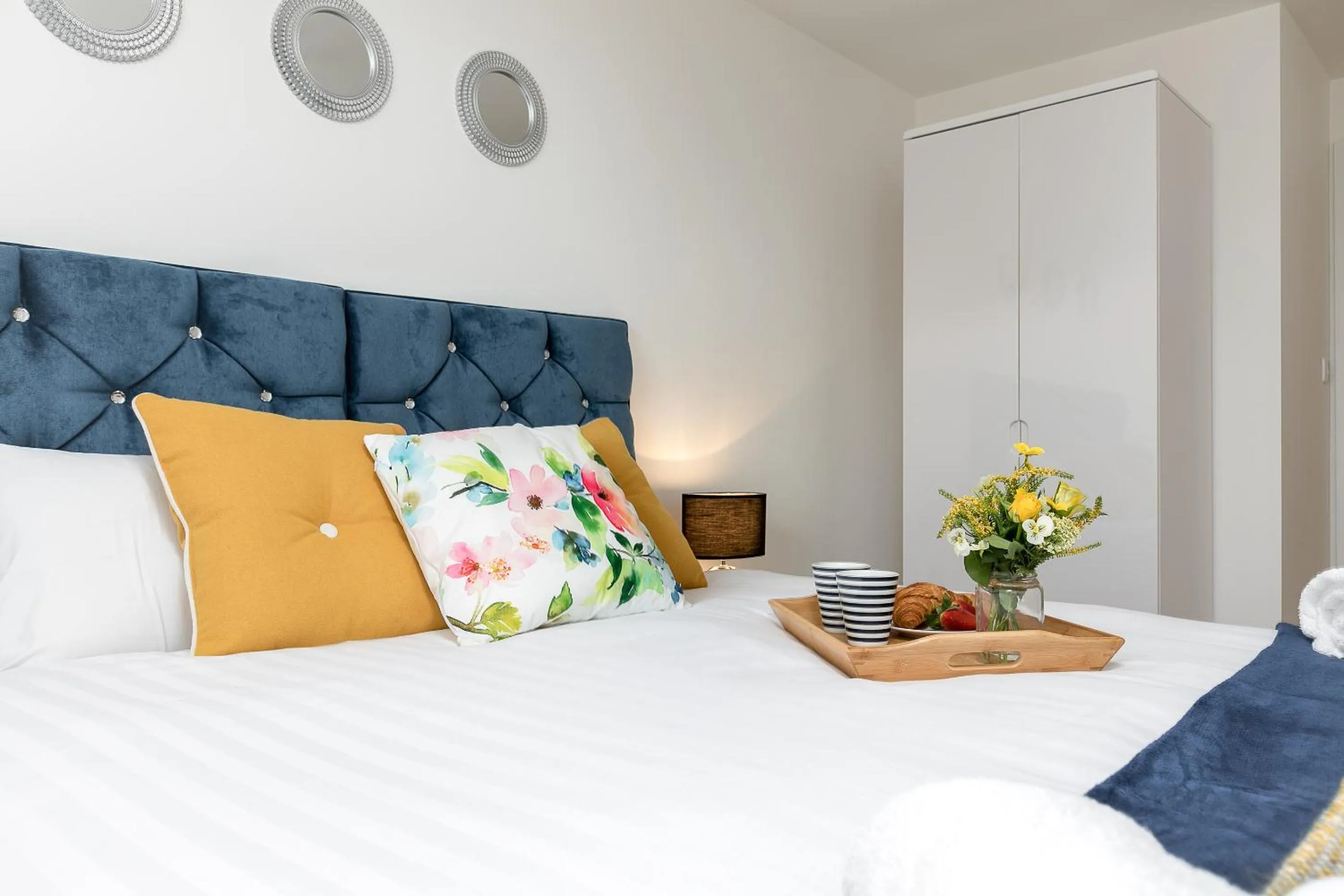 Bedroom in KVM - City Apartments - Contractors - Town Centre by KVM Stays