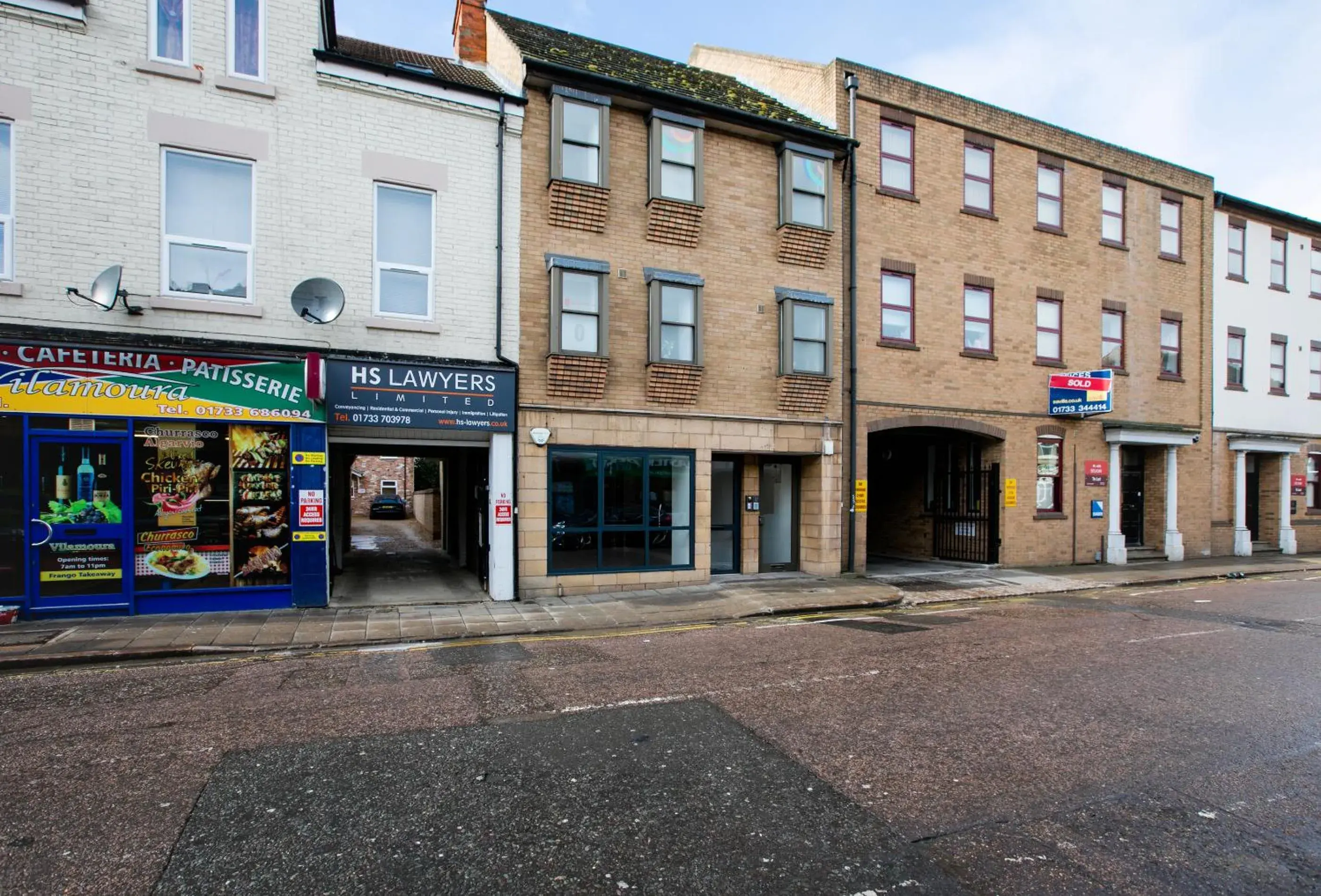 Property building in KVM - City Apartments - Contractors - Town Centre by KVM Stays Property building in KVM - City Apartments - Contractors - Town Centre by KVM Stays