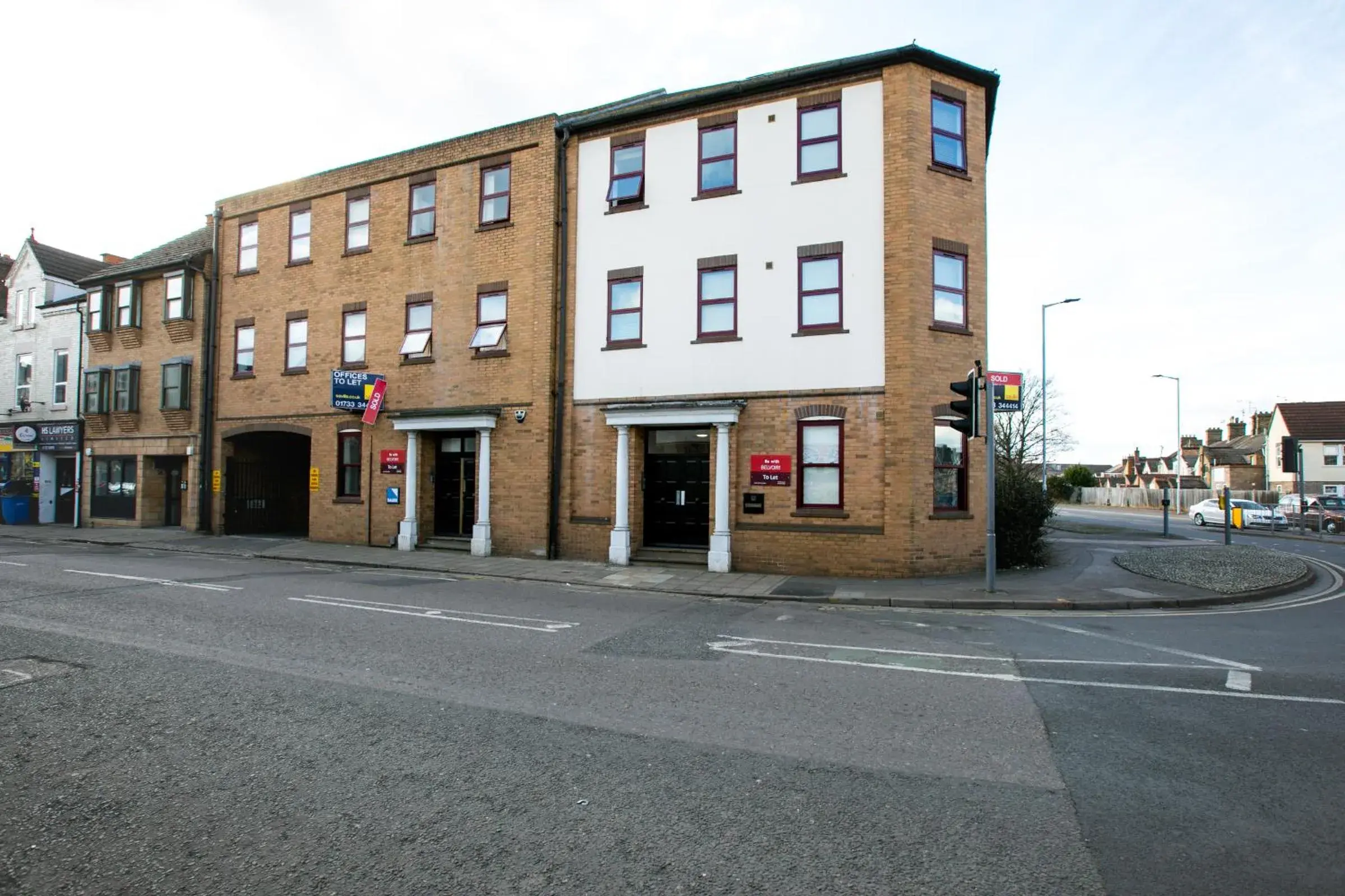 Property building in KVM - City Apartments - Contractors - Town Centre by KVM Stays Property building in KVM - City Apartments - Contractors - Town Centre by KVM Stays