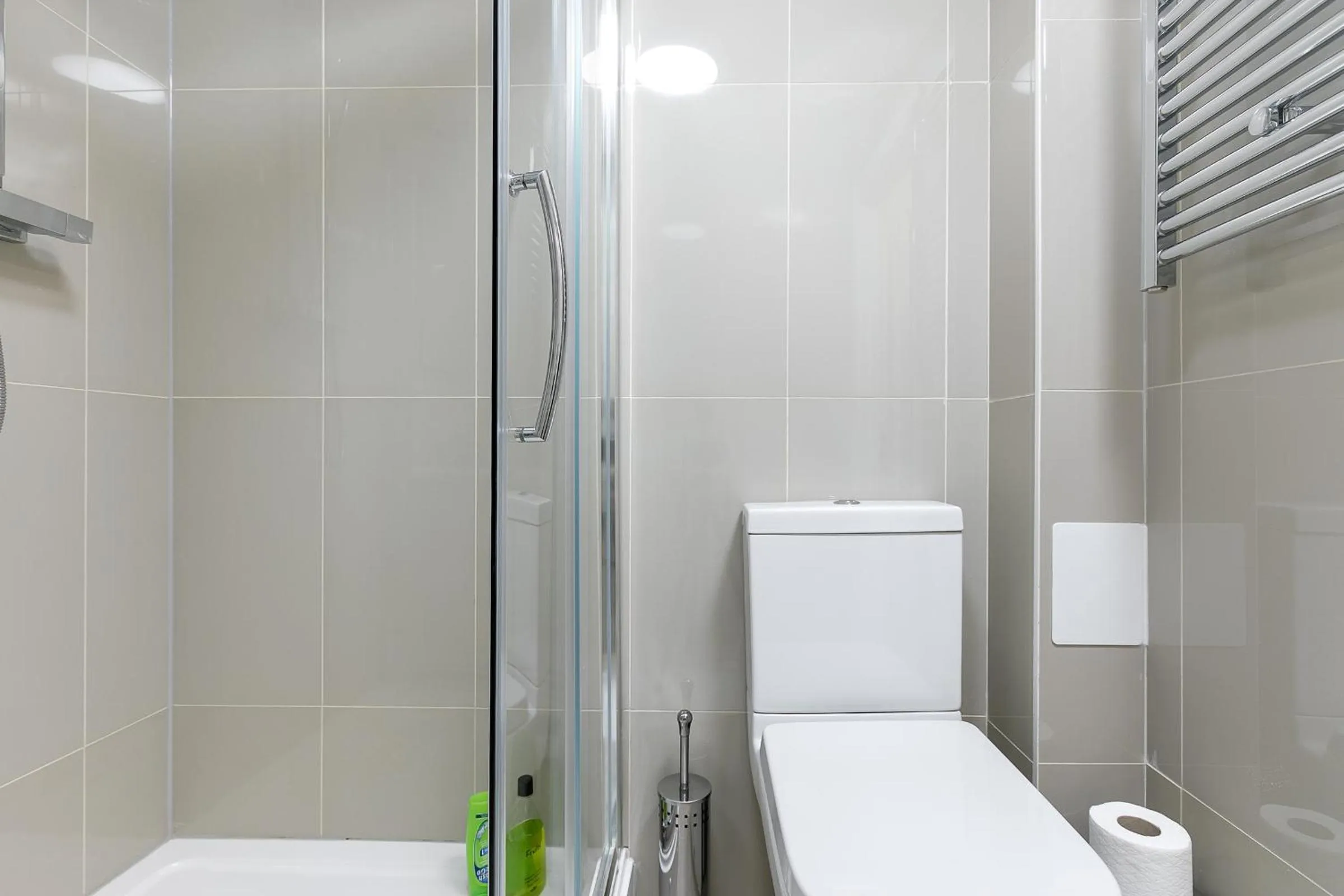 Bathroom in KVM - City Apartments - Contractors - Town Centre by KVM Stays