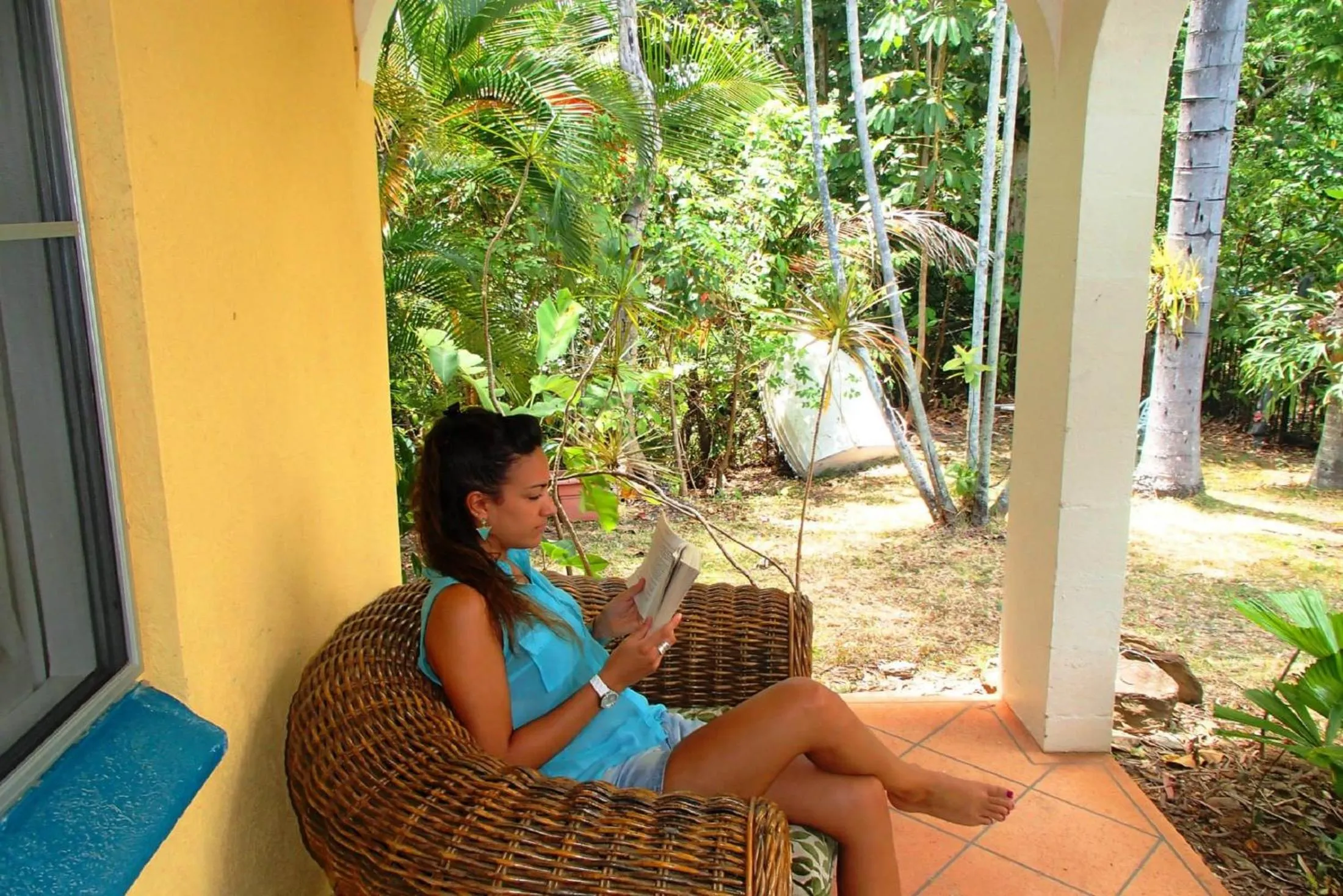 Patio in Villa Marine Holiday Apartments Cairns