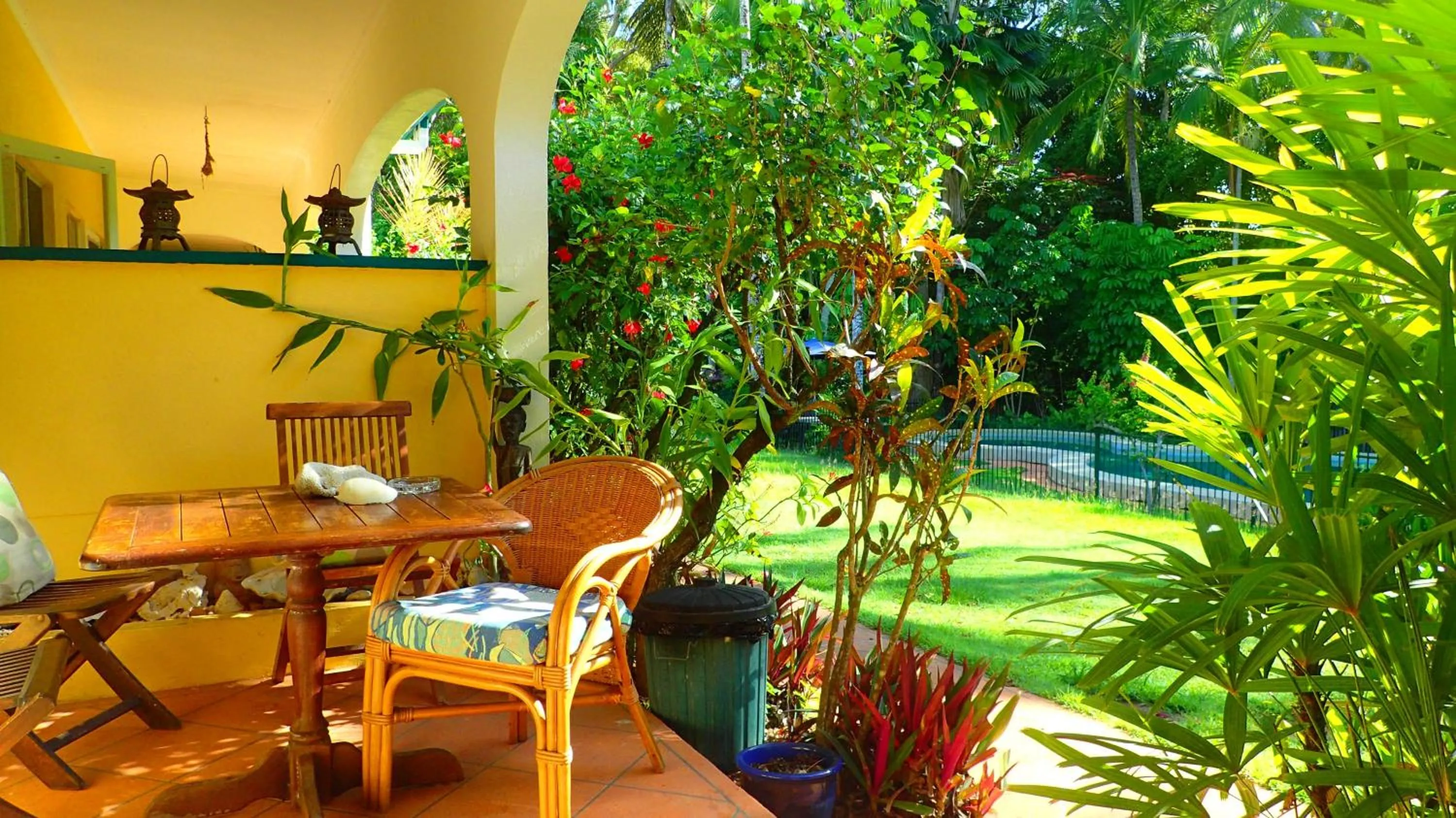 Patio in Villa Marine Holiday Apartments Cairns