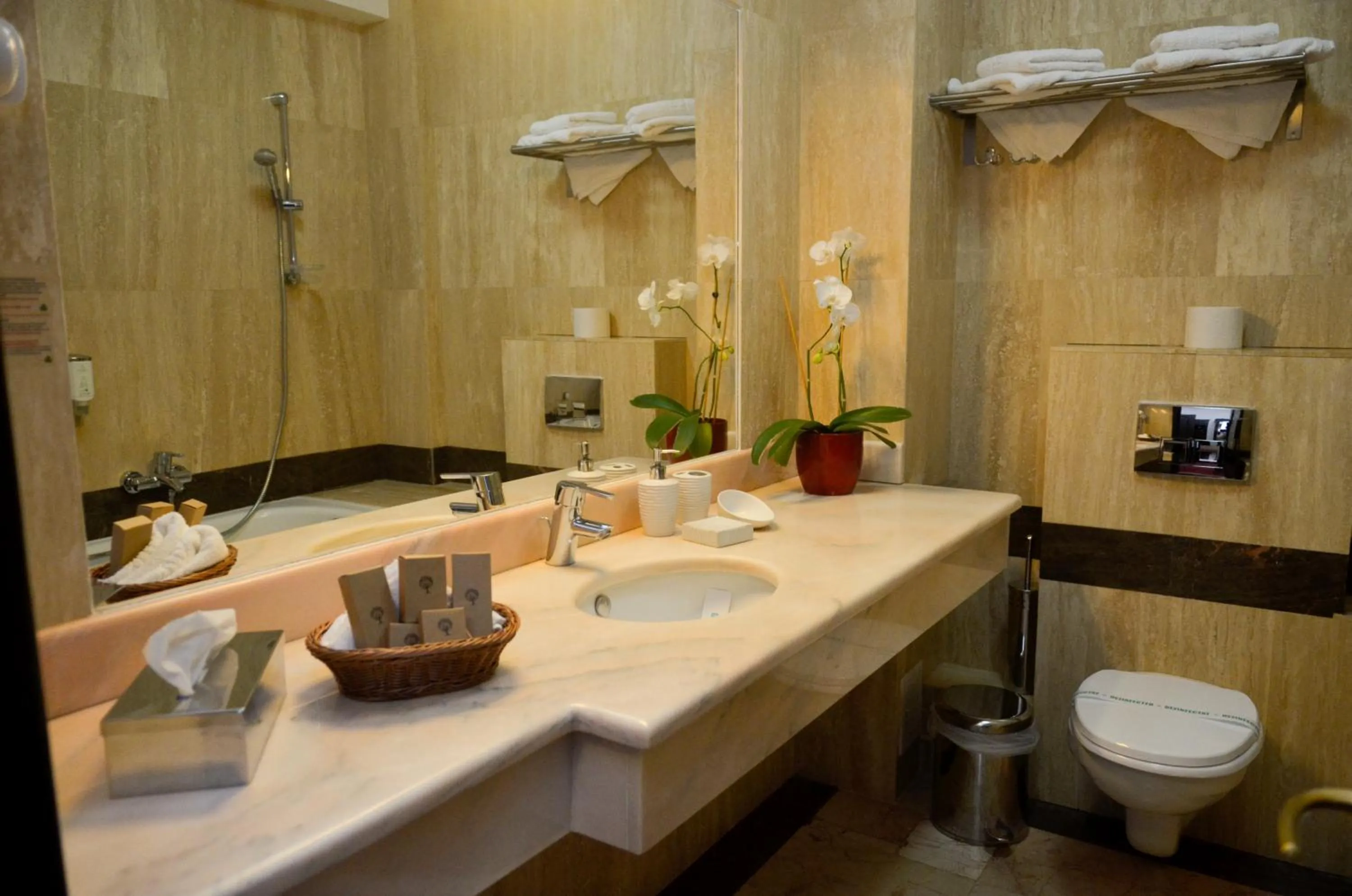 Bathroom in Hotel Cumpatu