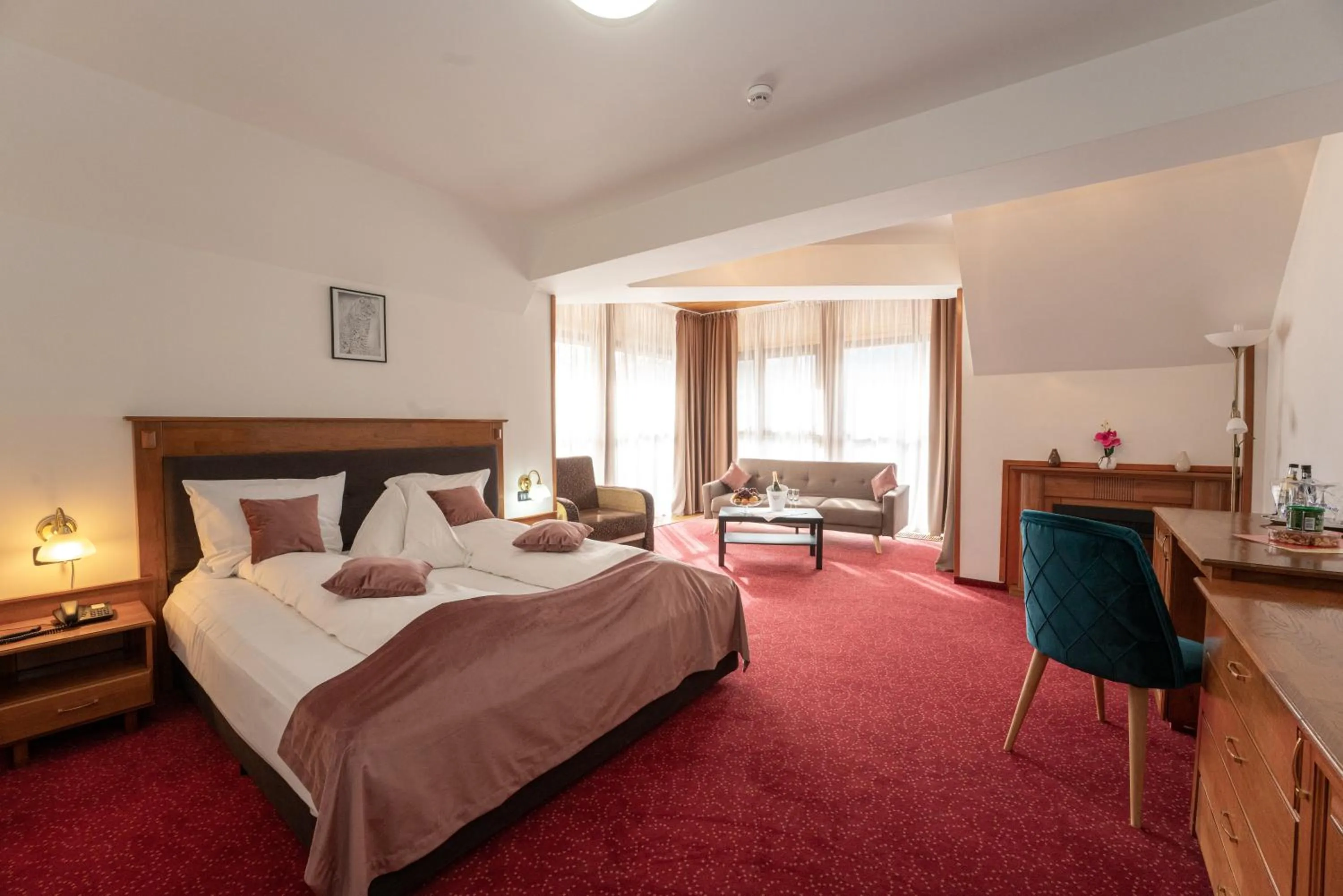 Photo of the whole room in Hotel Cumpatu