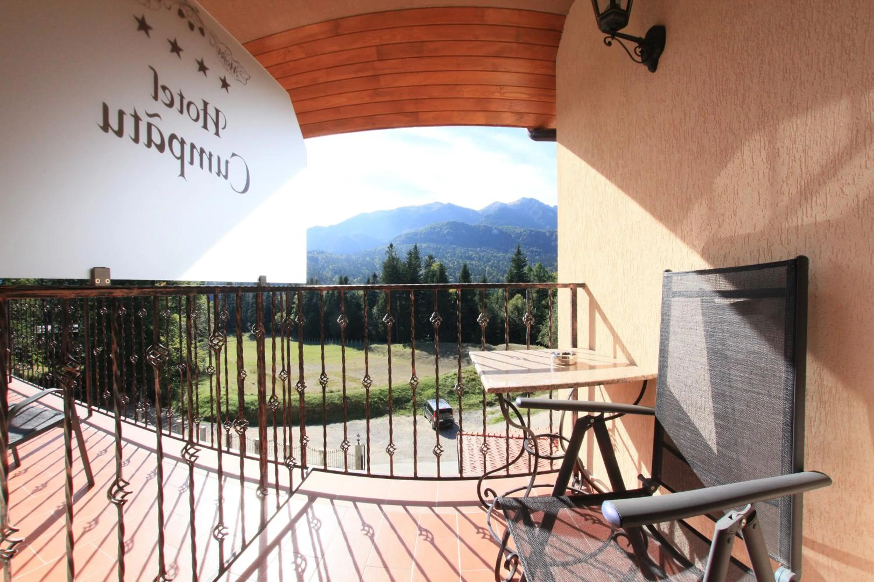 Day in Hotel Cumpatu