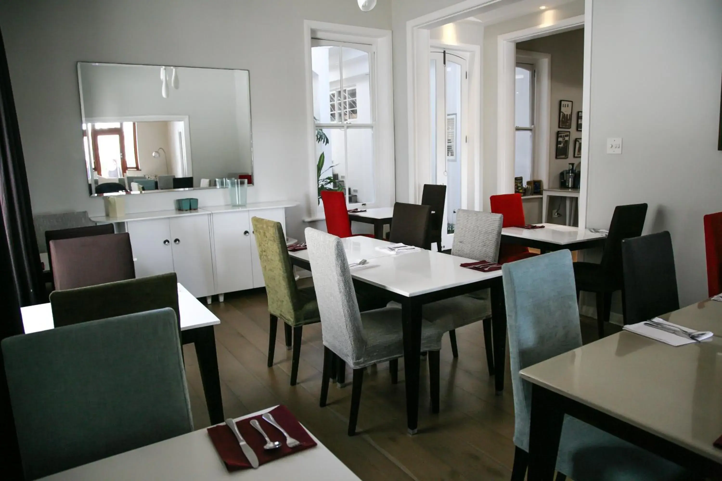 Restaurant/places to eat in Head South Lodge Restaurant/places to eat in Head South Lodge