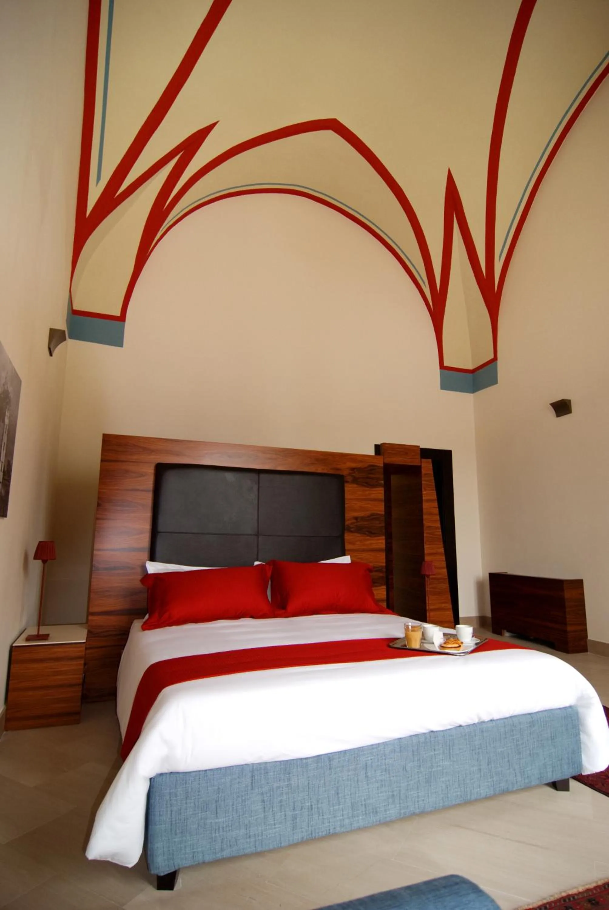 Photo of the whole room, Bed in Alvino Suite And Breakfast