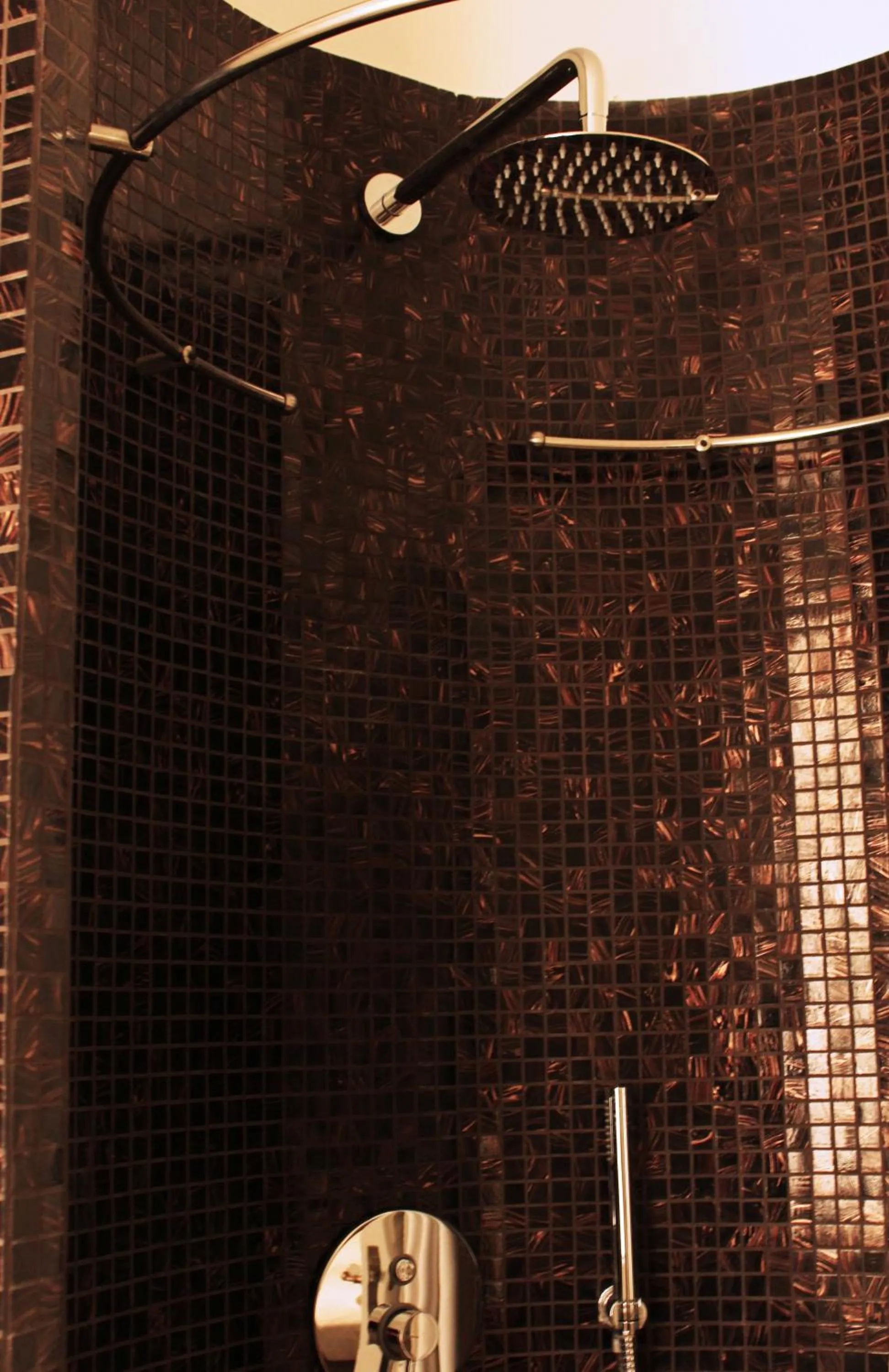 Bathroom in Alvino Suite And Breakfast