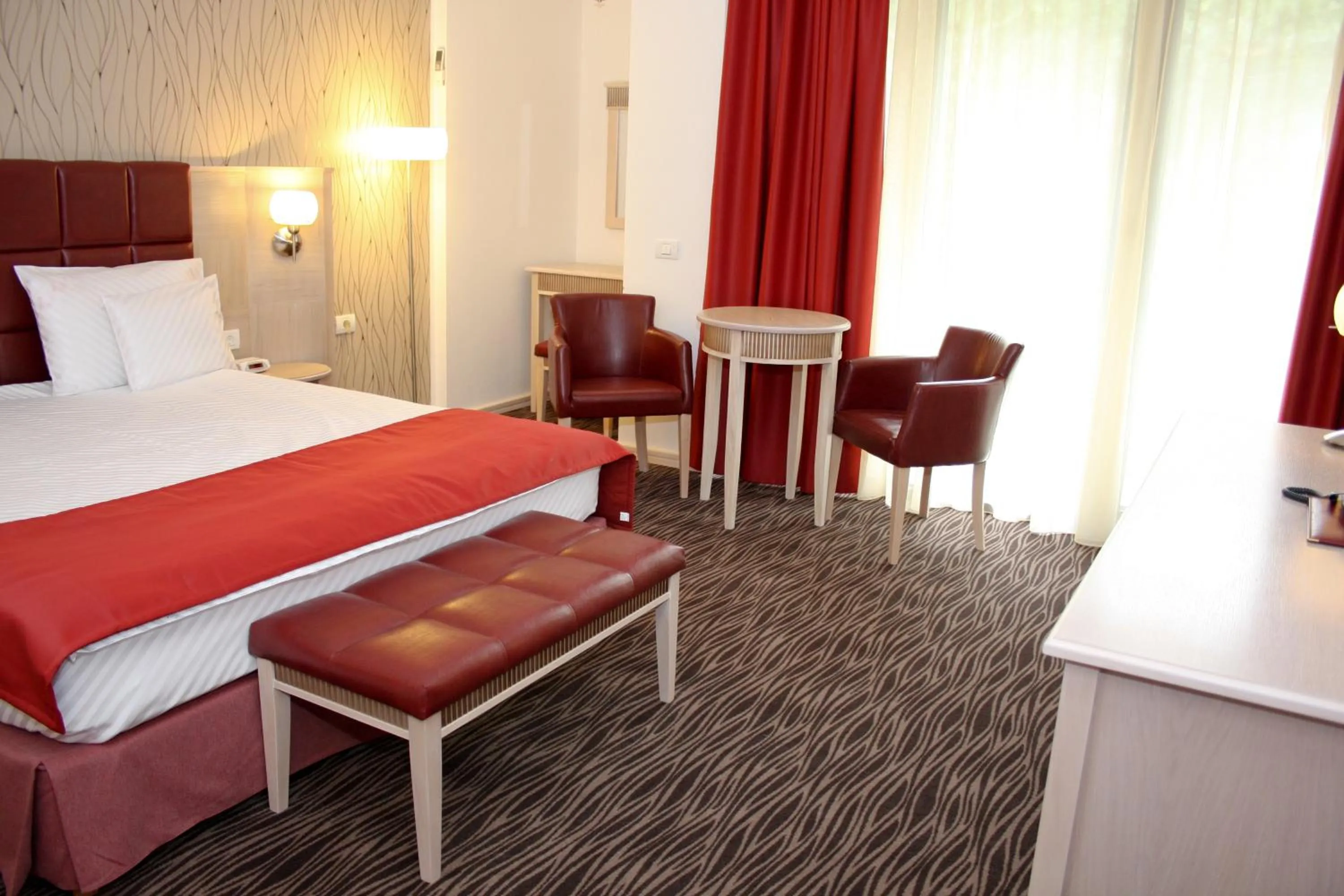 Photo of the whole room, Bed in Hotel President