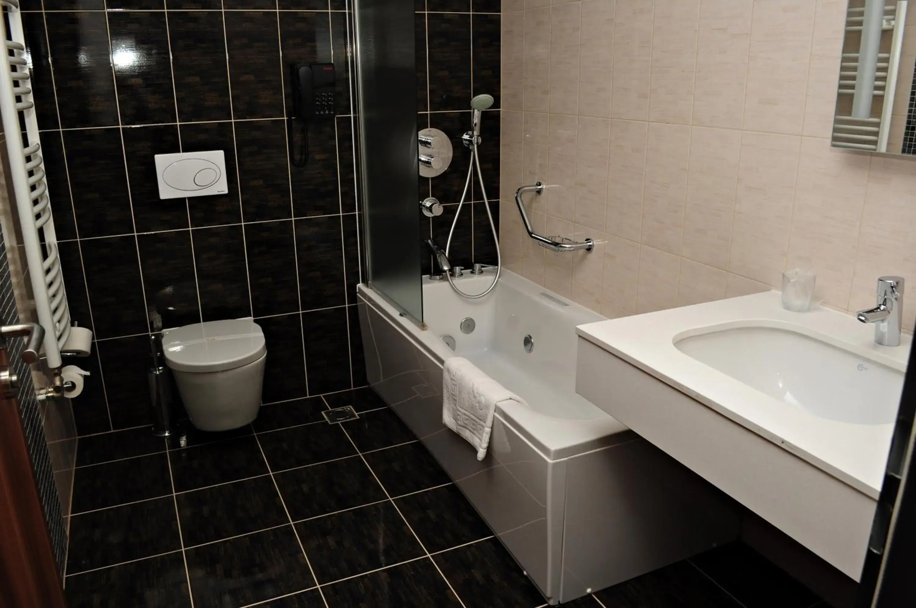 Bathroom in Hotel President Bathroom in Hotel President