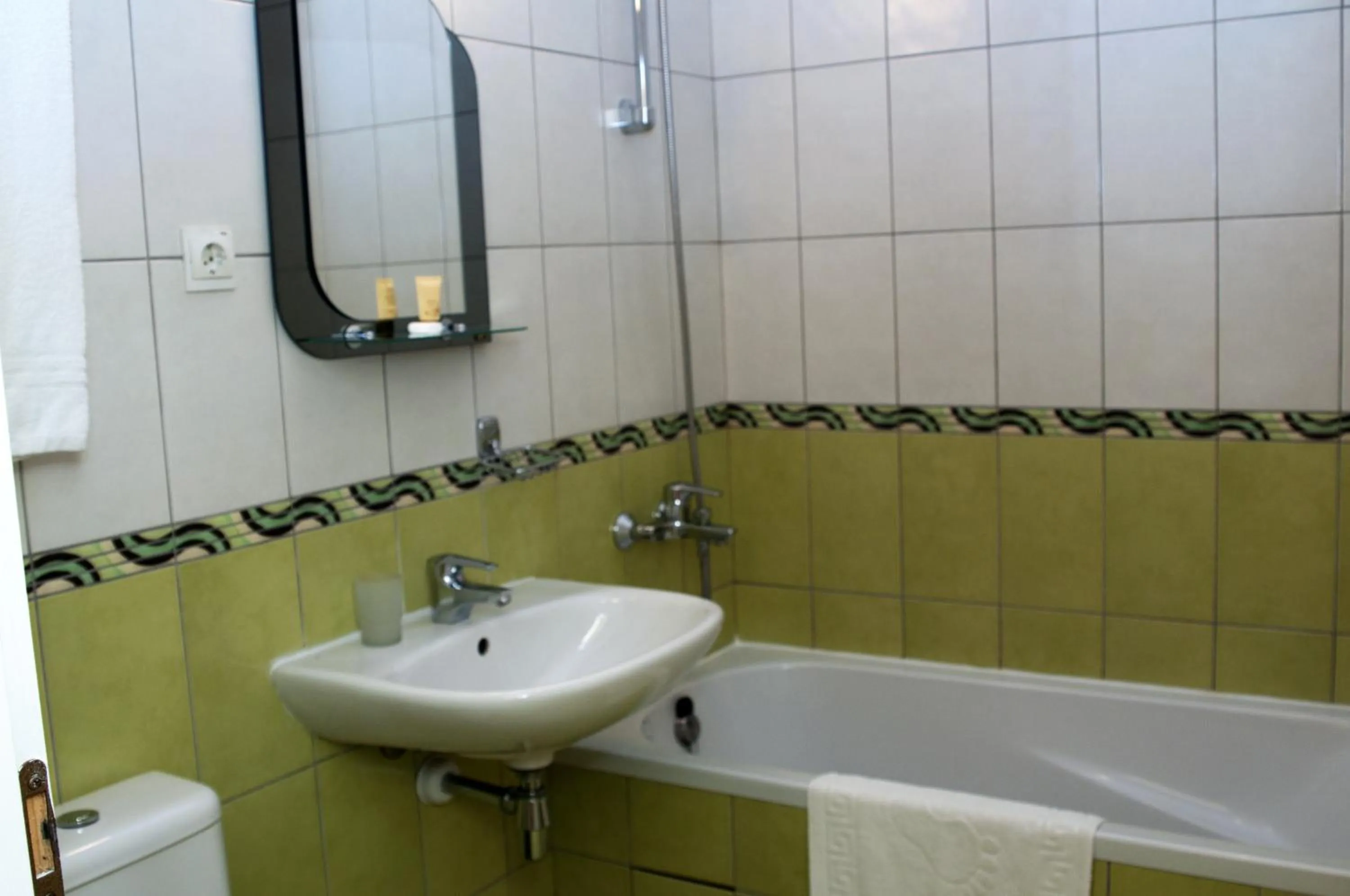 Bathroom in Wien Hotel