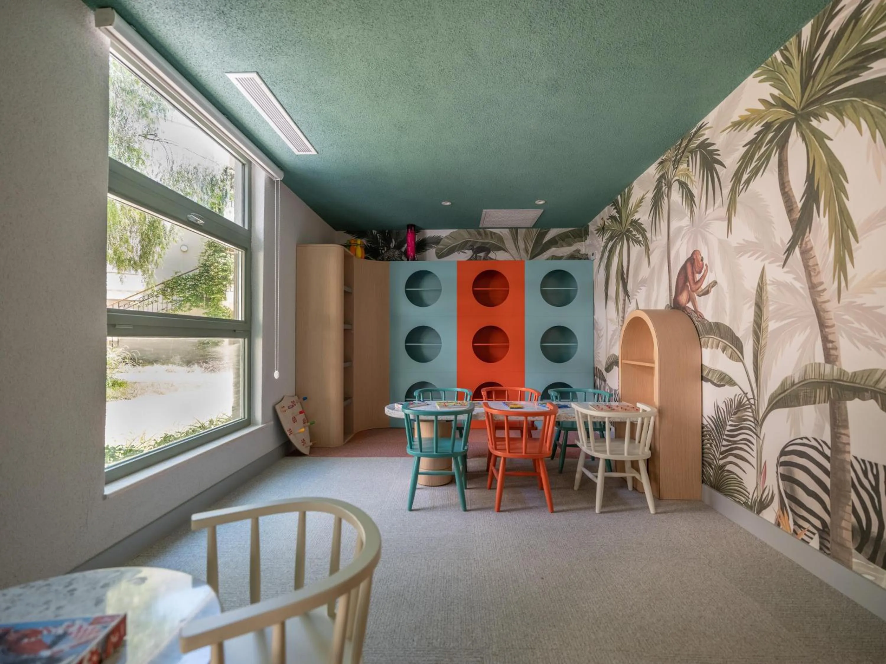 children in Sherwood Exclusive Kemer - Kids Concept