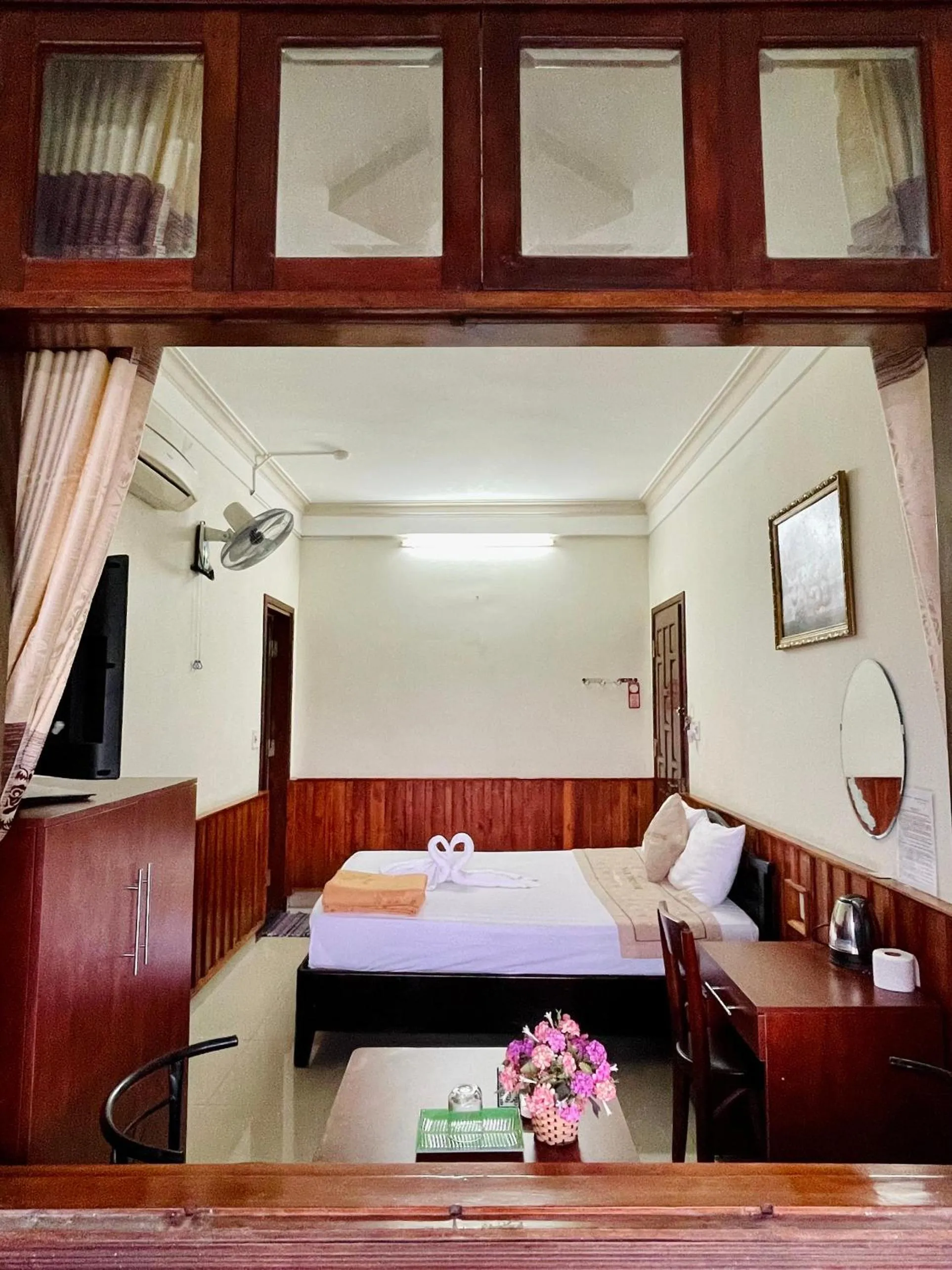 Bed in Nam Phương Riverside Villa