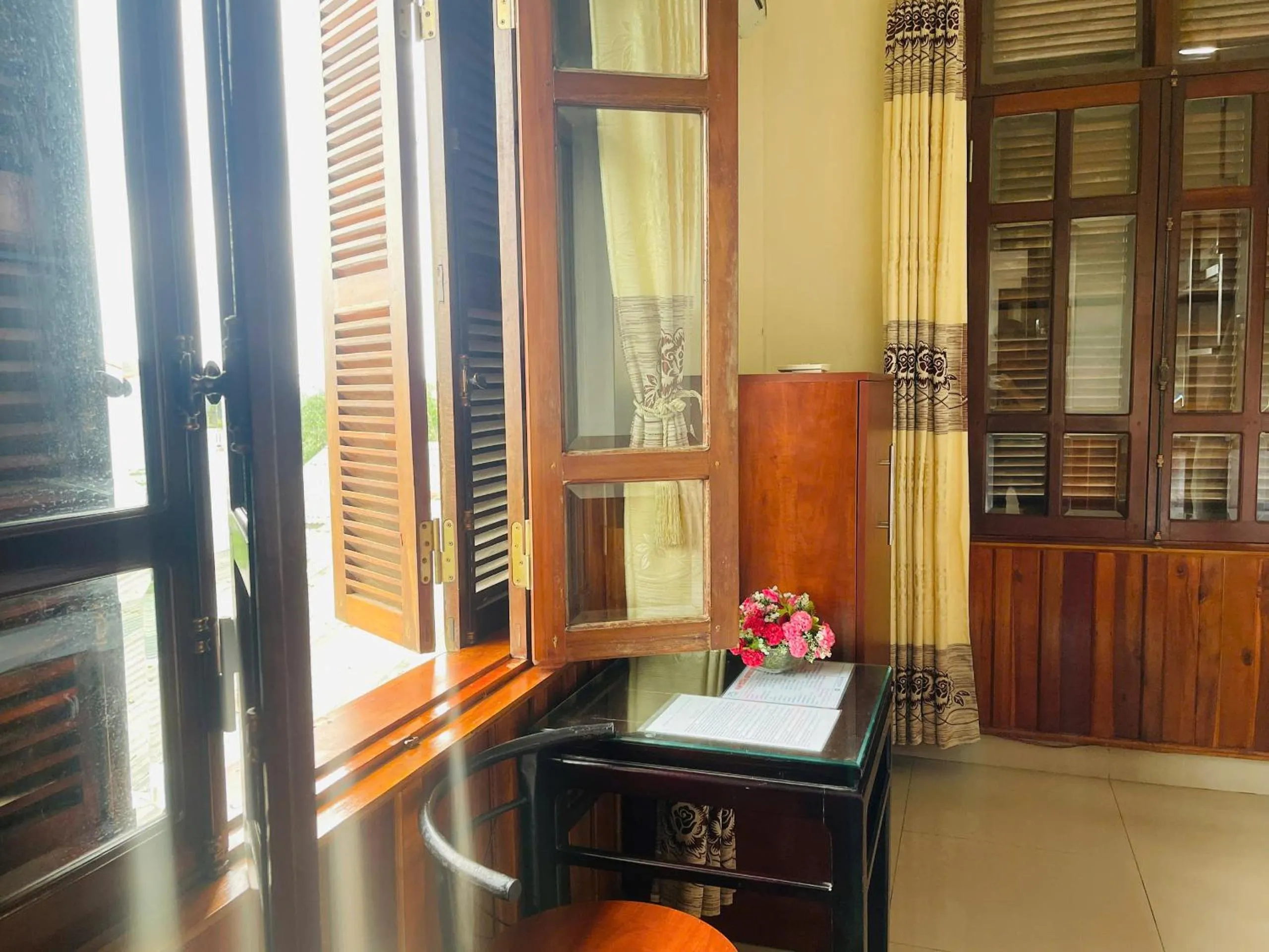 Nam Phương Riverside Villa