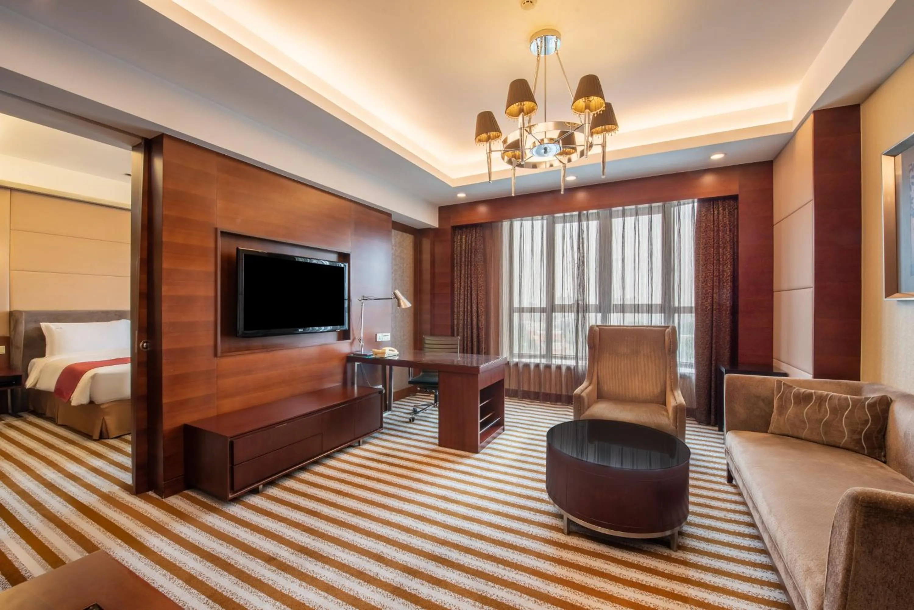 Bedroom, Seating Area in Holiday Inn Beijing Haidian, an IHG Hotel