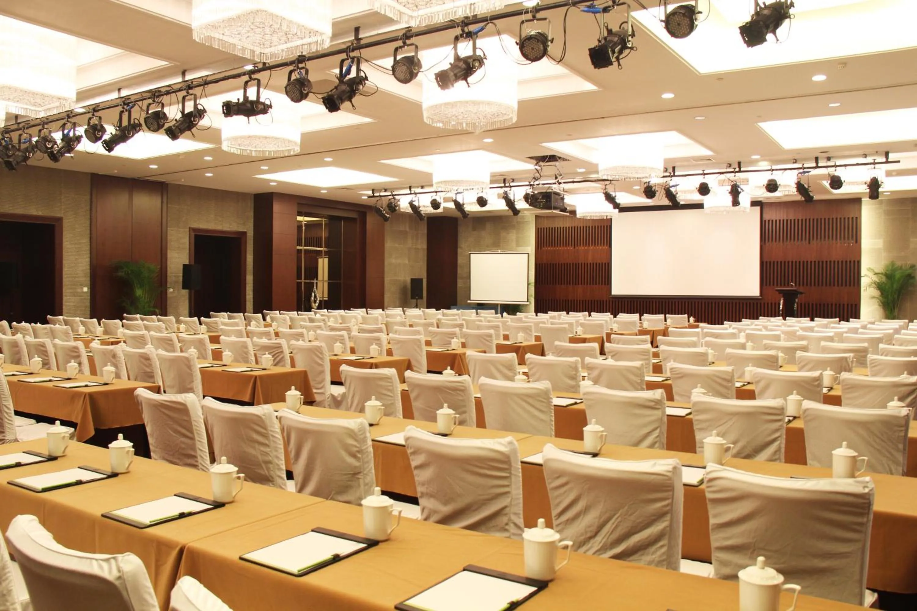 Meeting/conference room, Banquet Facilities in Holiday Inn Beijing Haidian, an IHG Hotel