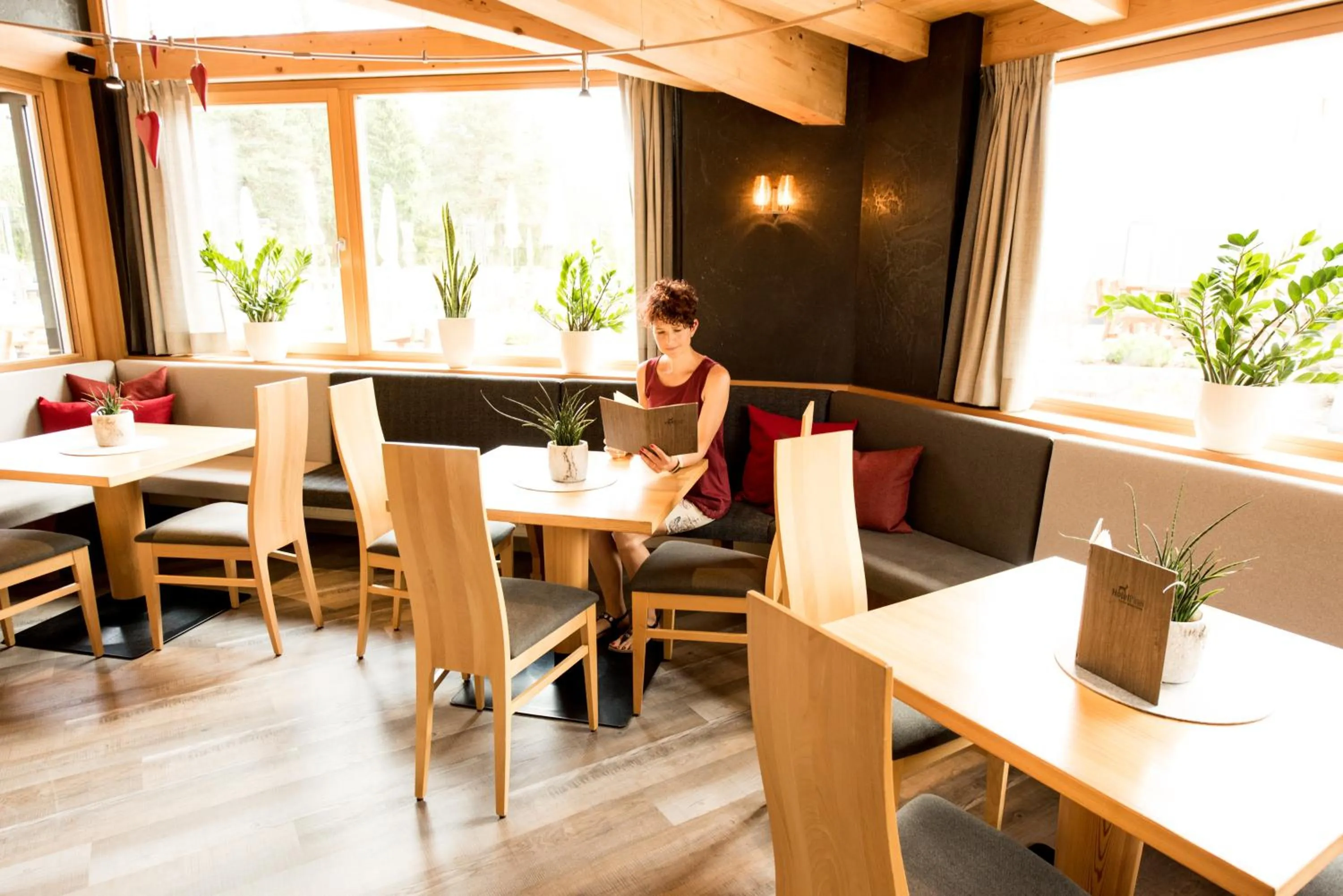 Lounge or bar in Hotel Pinei