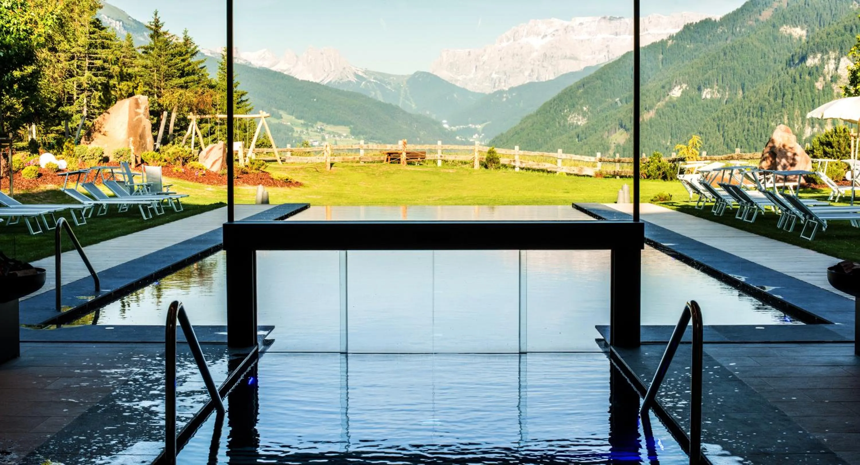 Mountain view in Hotel Pinei