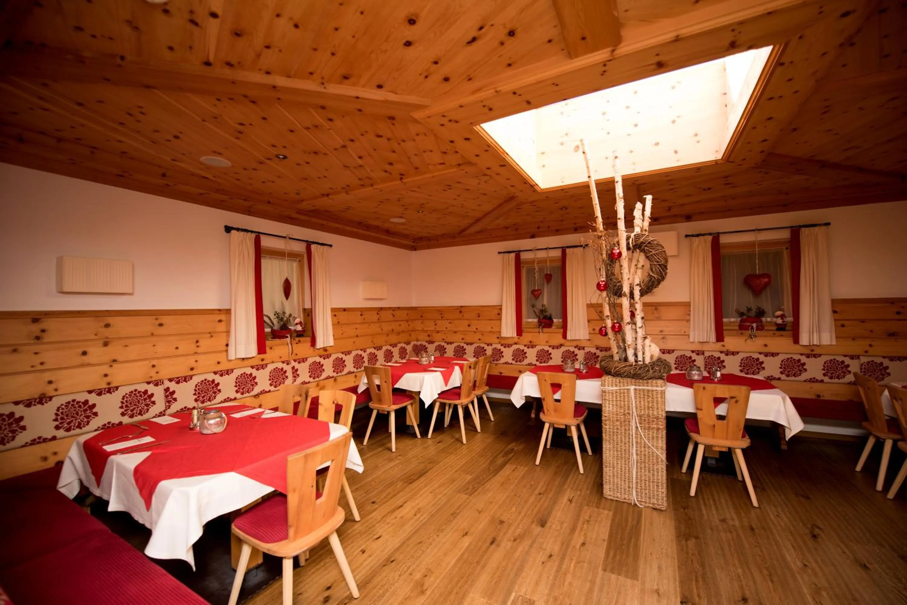 Lounge or bar in Hotel Pinei