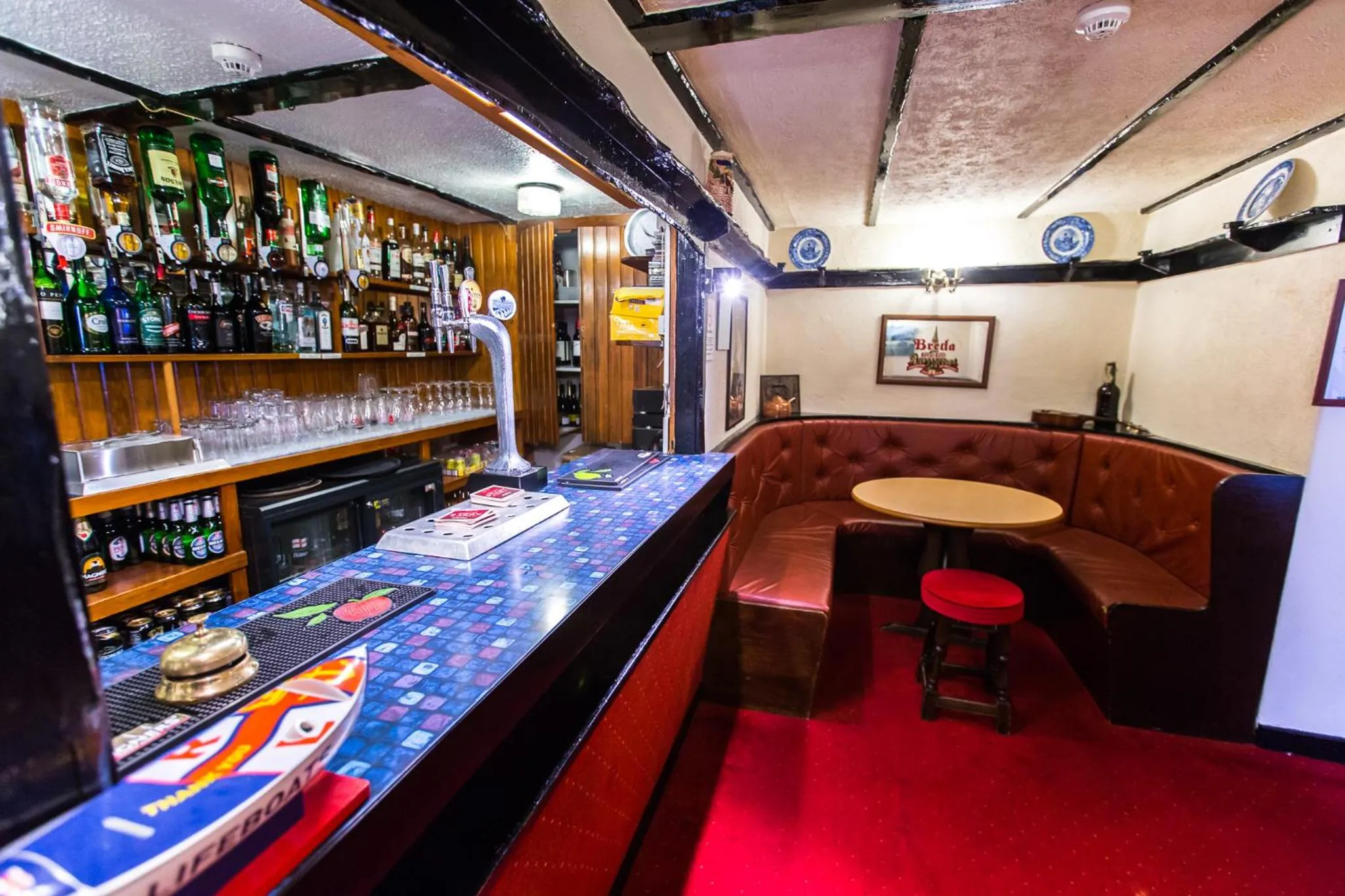 Lounge or bar in Le Chene Hotel