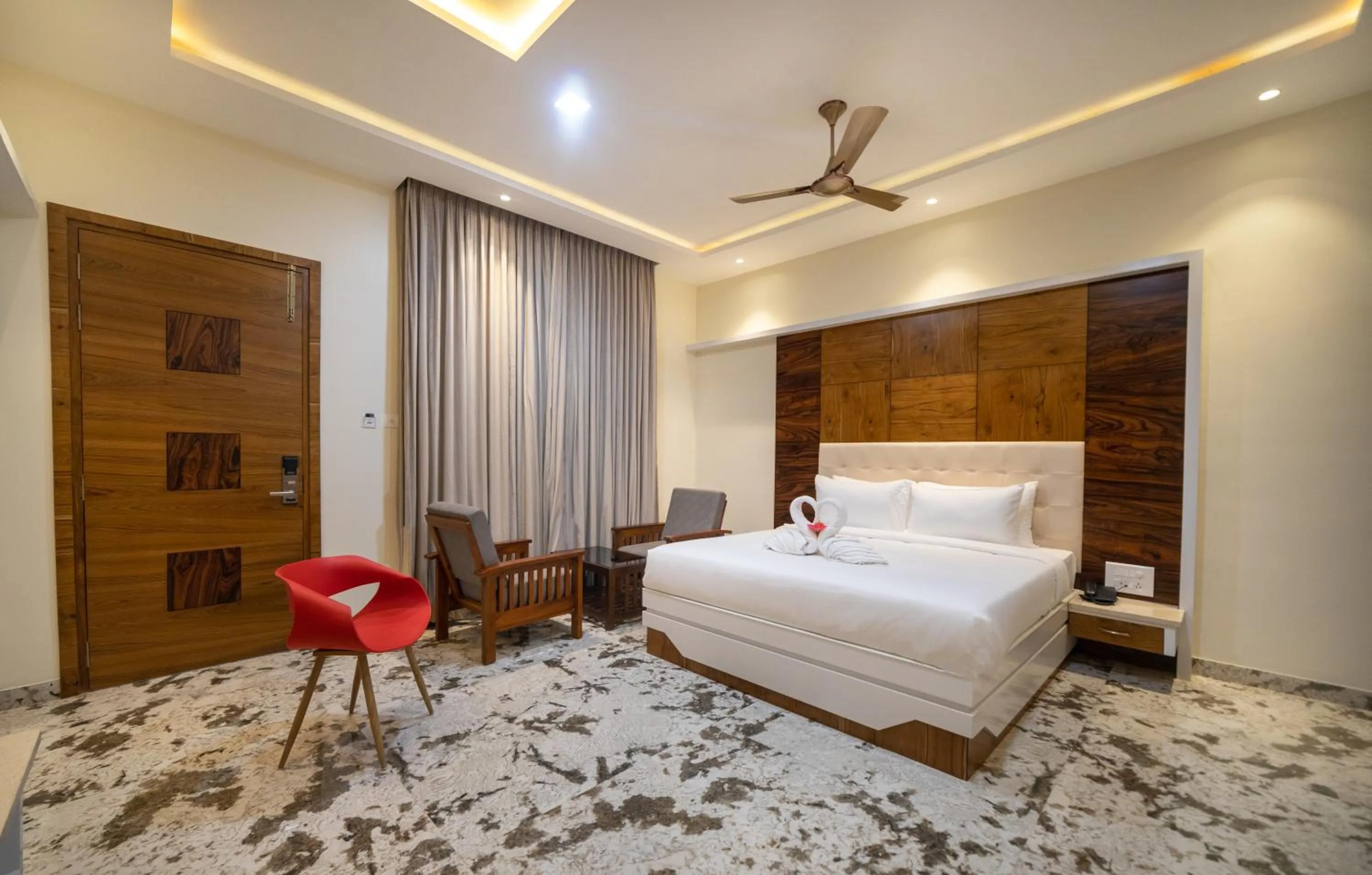 Bed in SR Jungle Resort