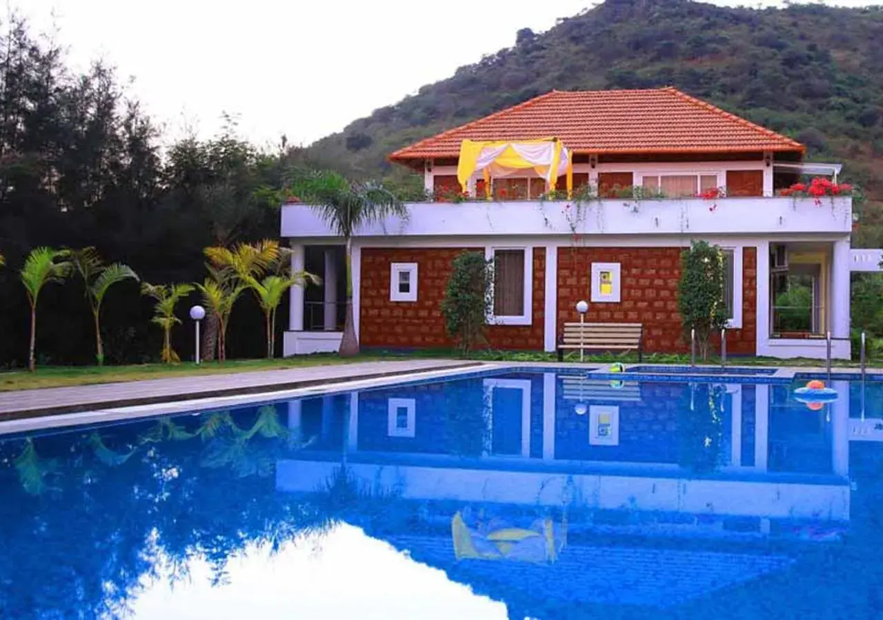 Property building in SR Jungle Resort Property building in SR Jungle Resort