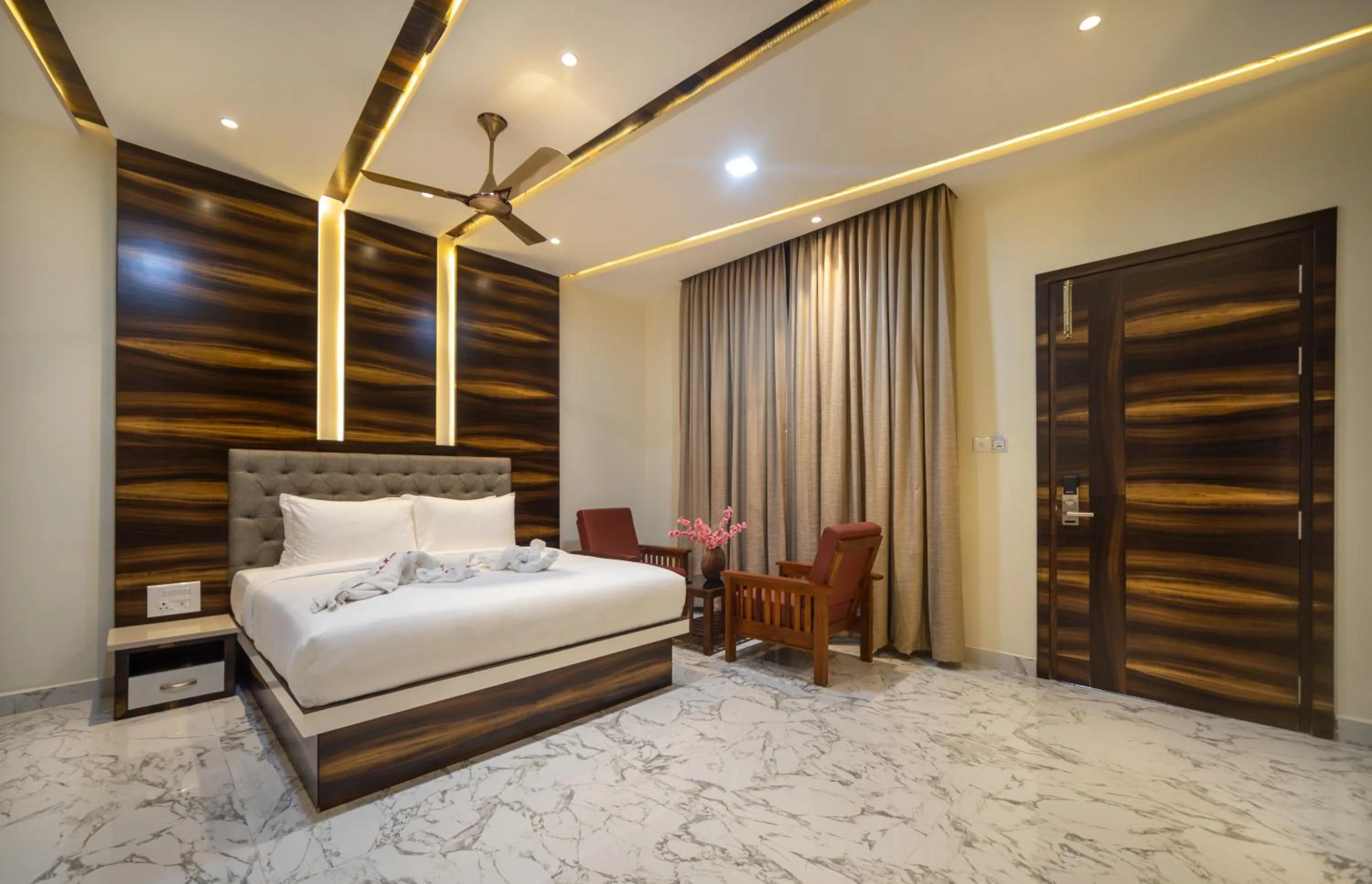 Bedroom, Bed in SR Jungle Resort