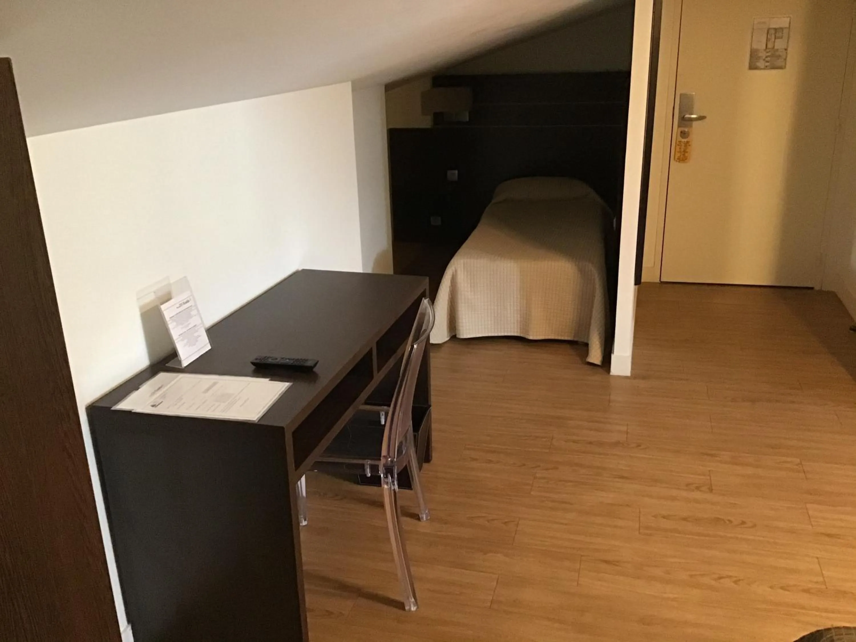 Bed in Hotel Restaurant Elissaldia