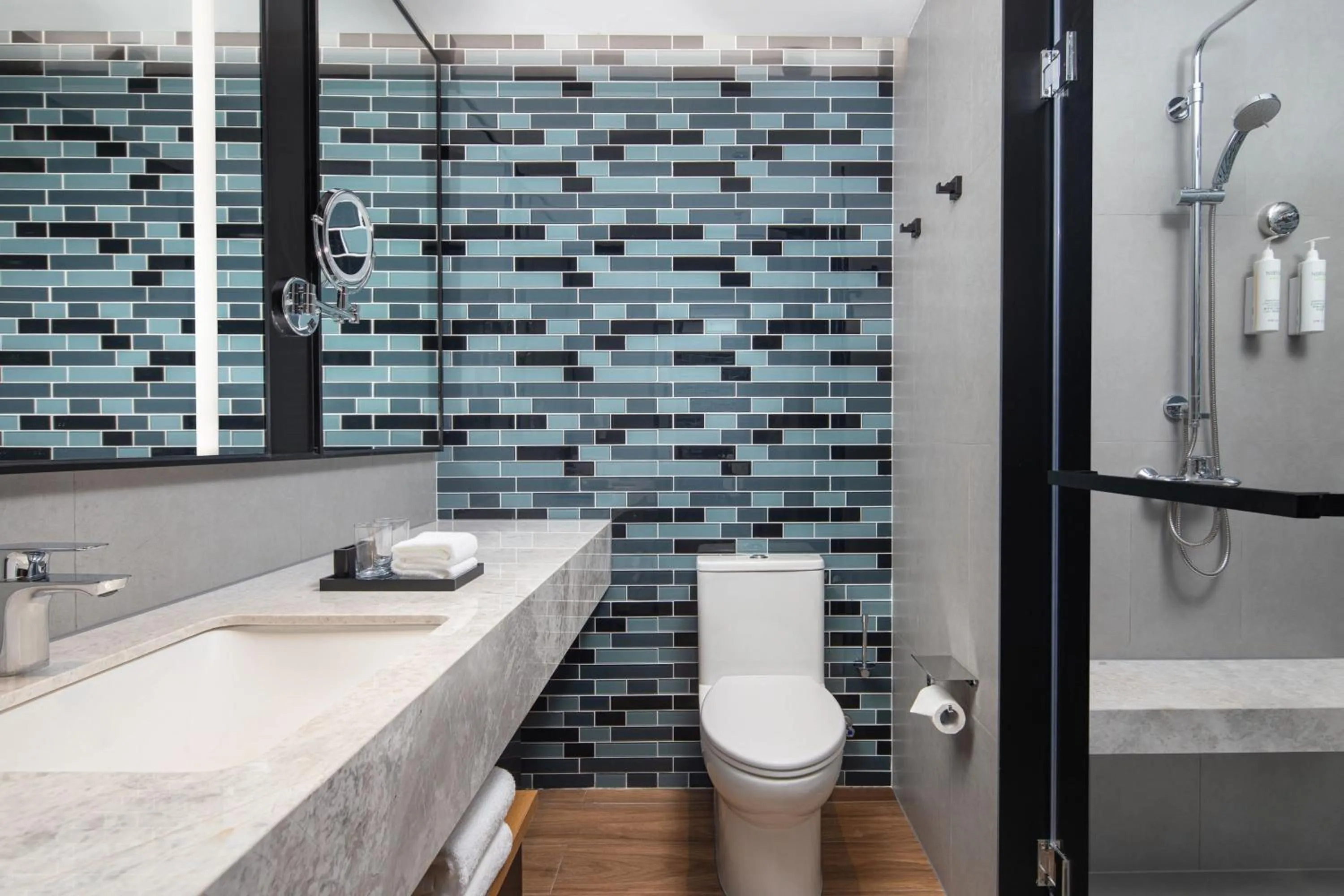 Bathroom in Fairfield by Marriott Hangzhou Qiandao Lake