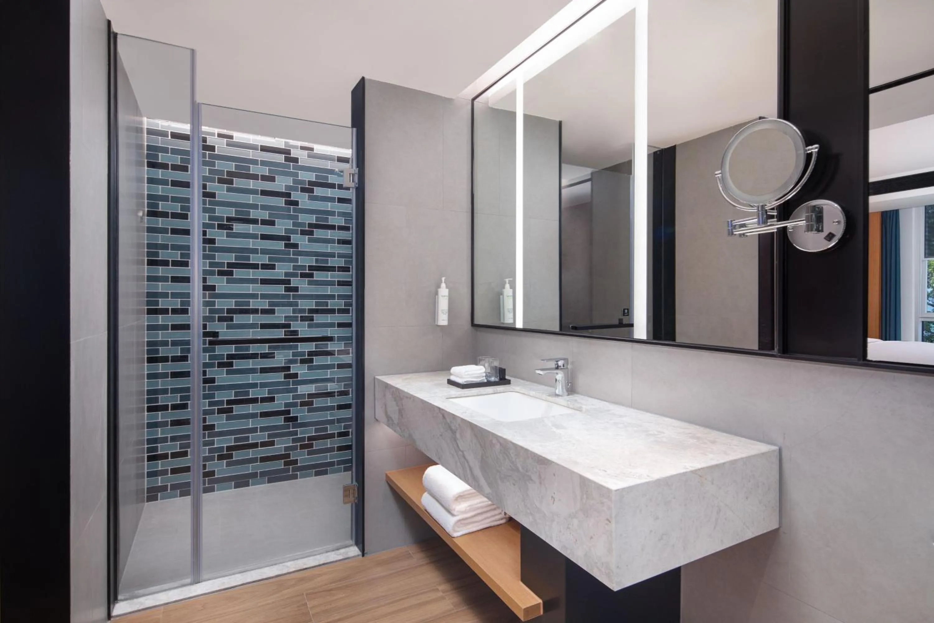 Bathroom in Fairfield by Marriott Hangzhou Qiandao Lake