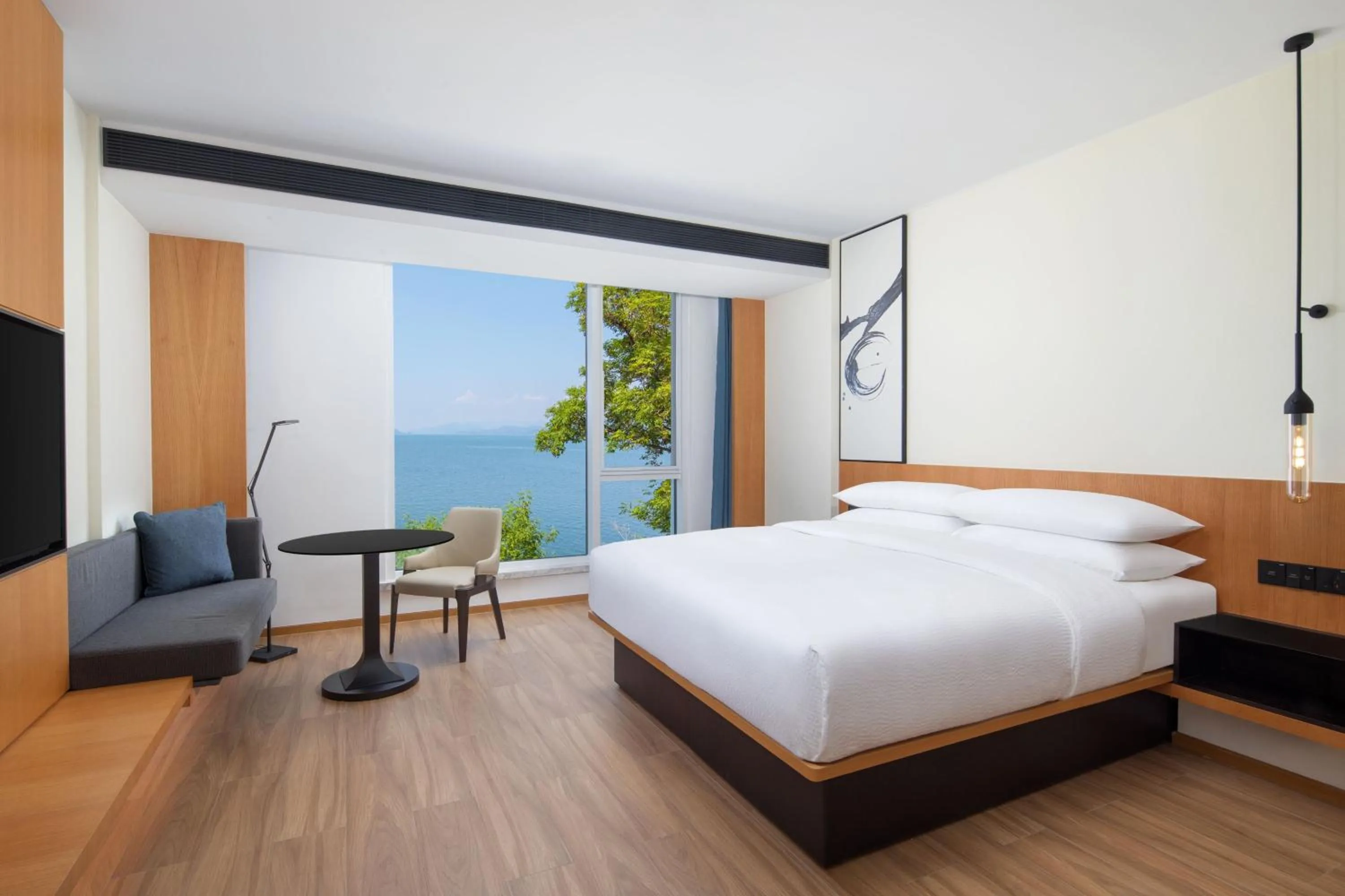Photo of the whole room, Bed in Fairfield by Marriott Hangzhou Qiandao Lake