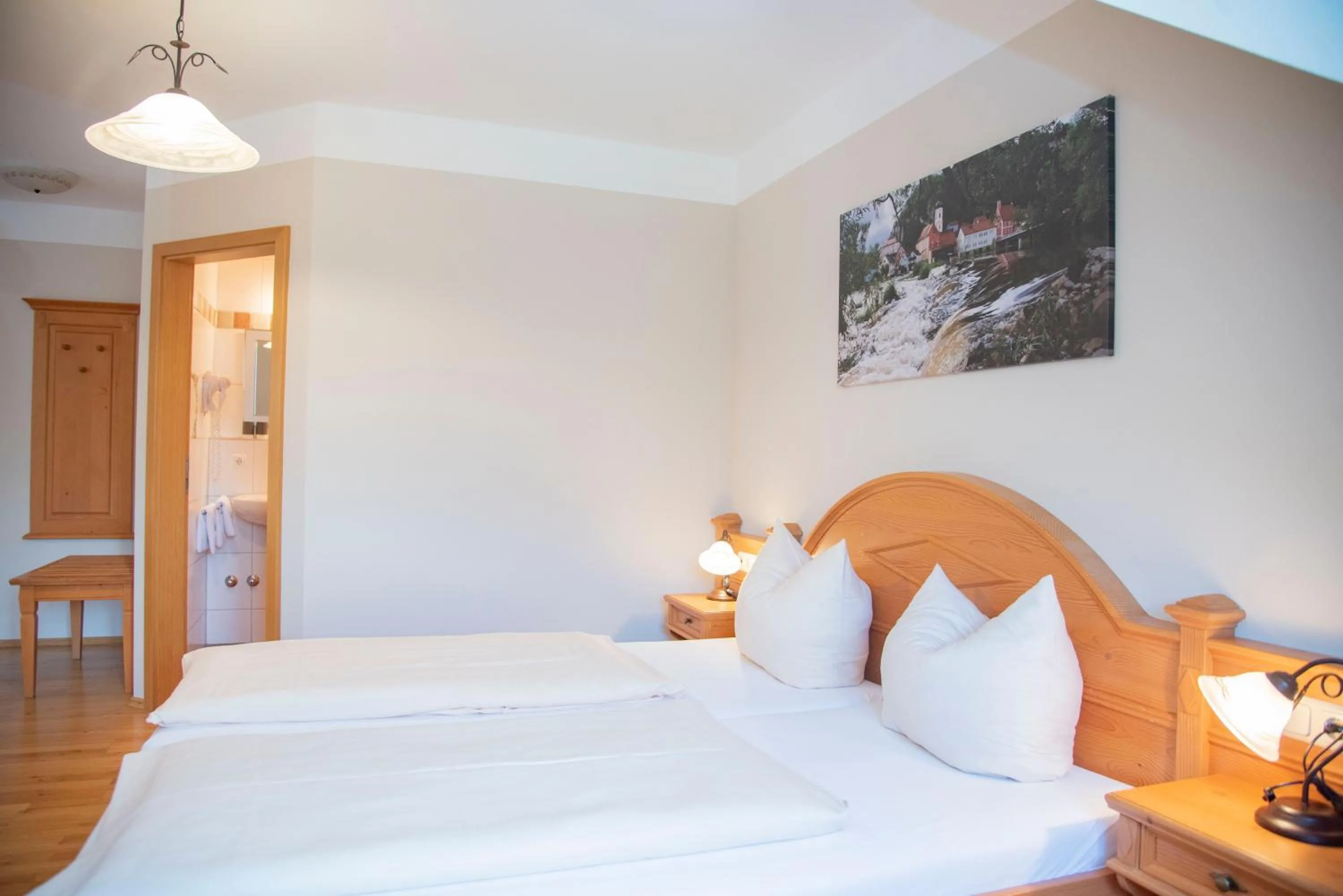 Bed in Landpension Birnthaler