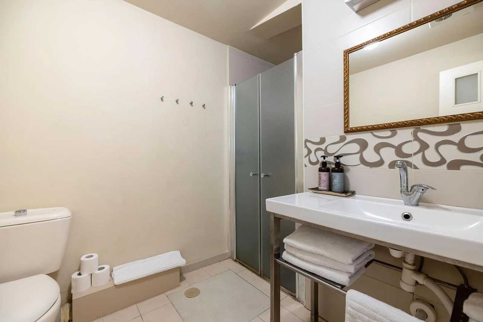 Shower in IBEX unique Desert Inn