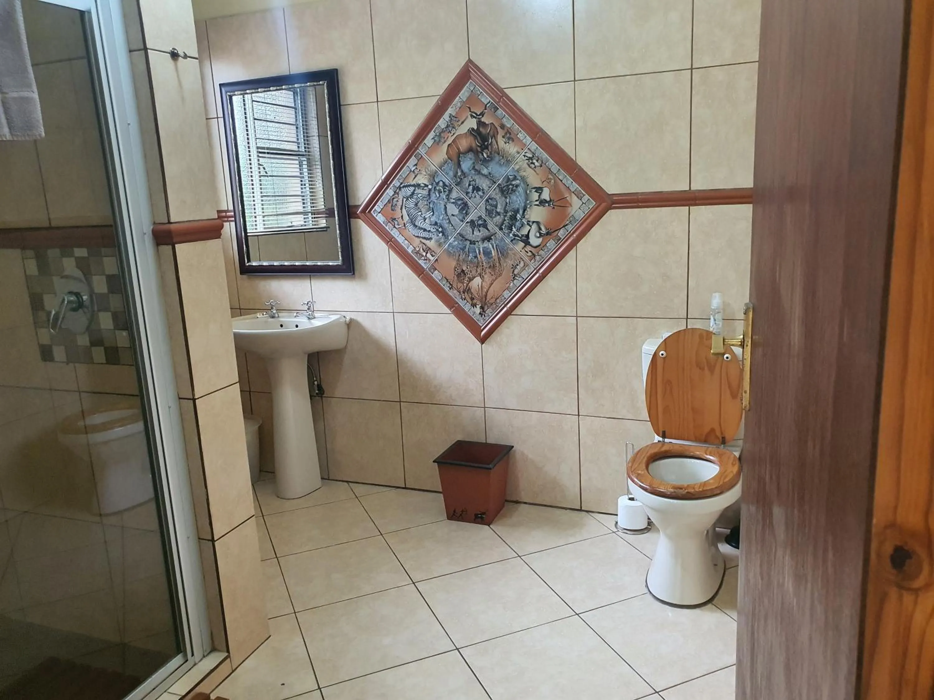 Bathroom in Selati 103 Guest Cottages