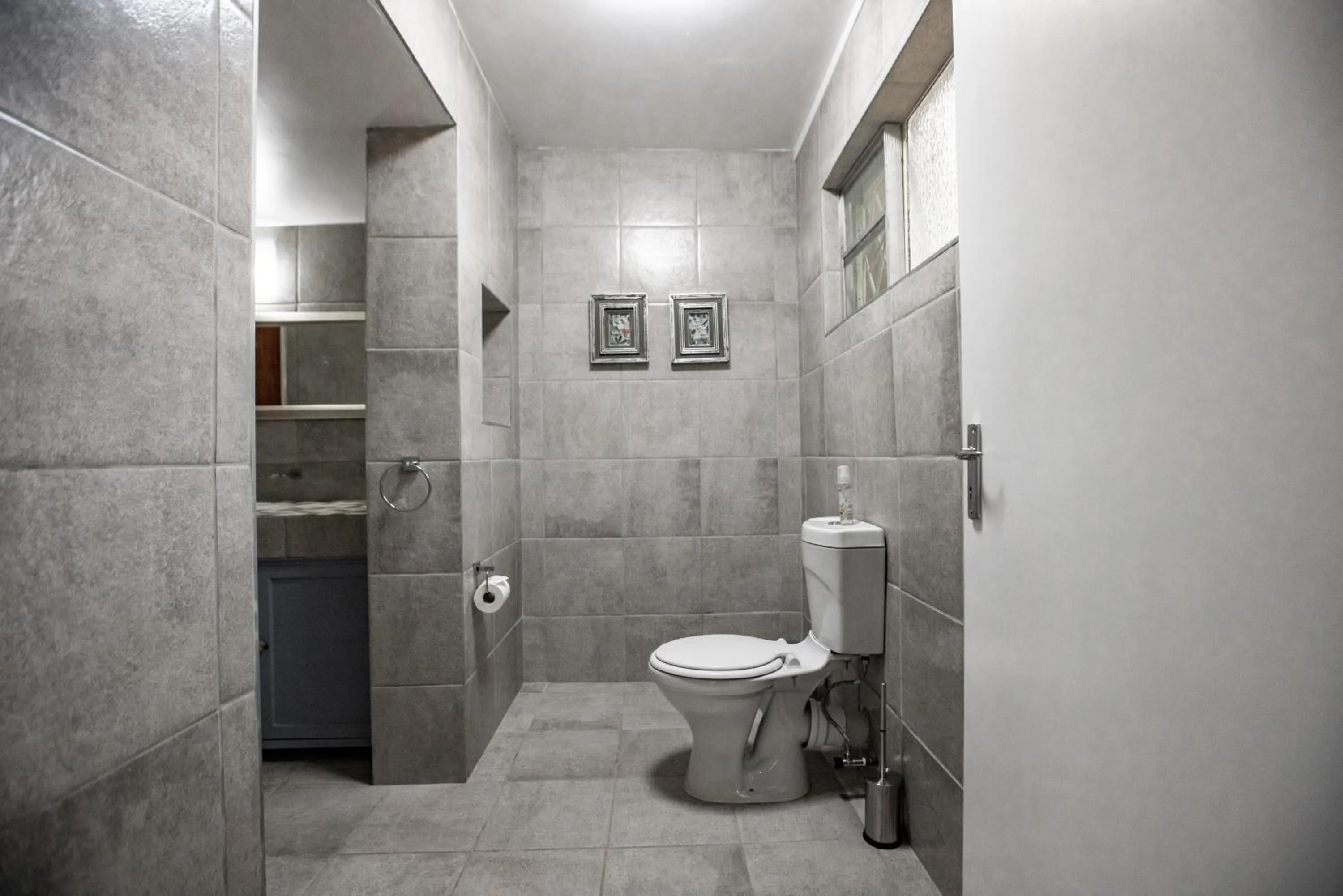 Bathroom in Selati 103 Guest Cottages