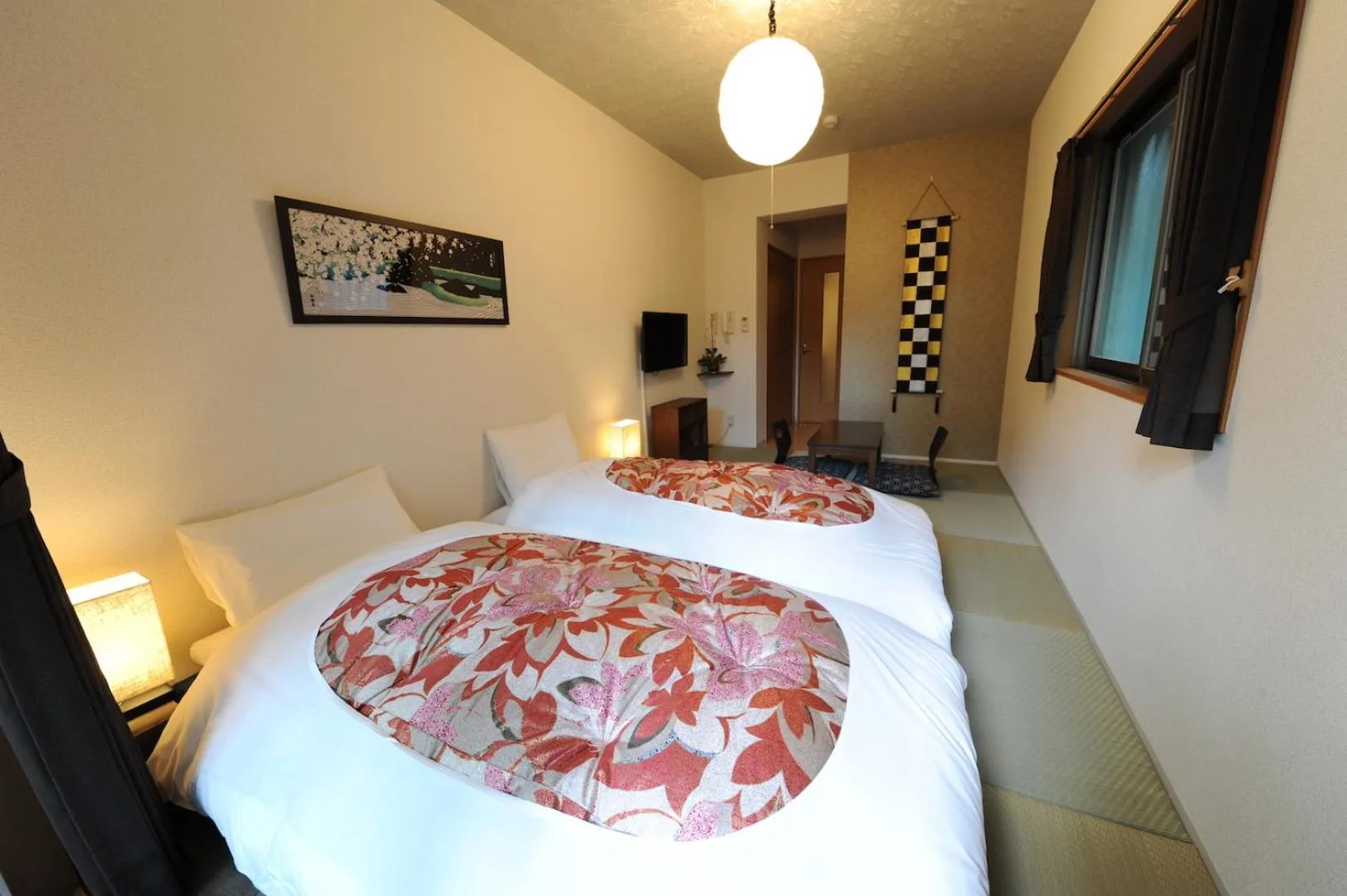 Bed in Viale Jurakumawari